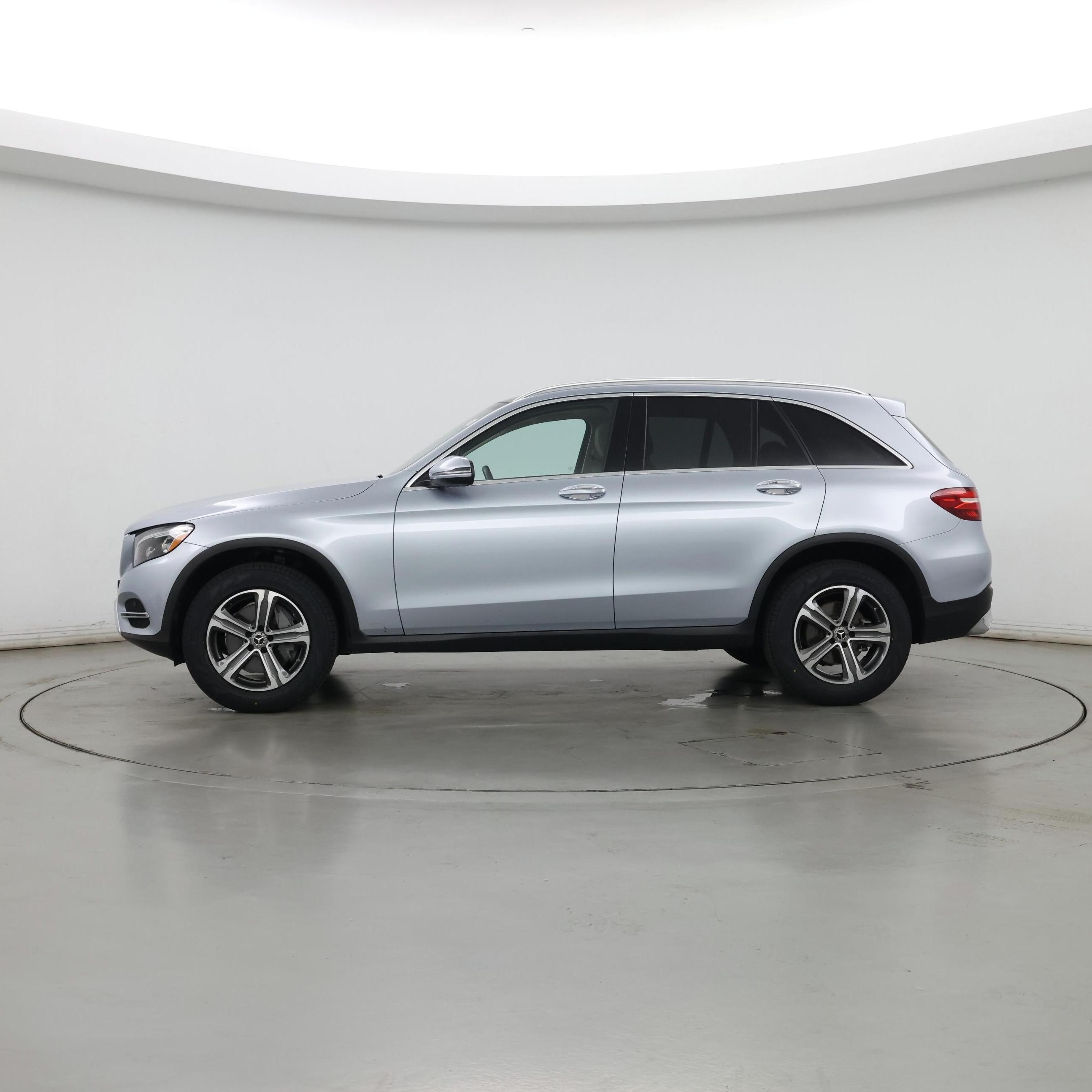 Thumbnail: 2018 Mercedes-Benz GLC - 3