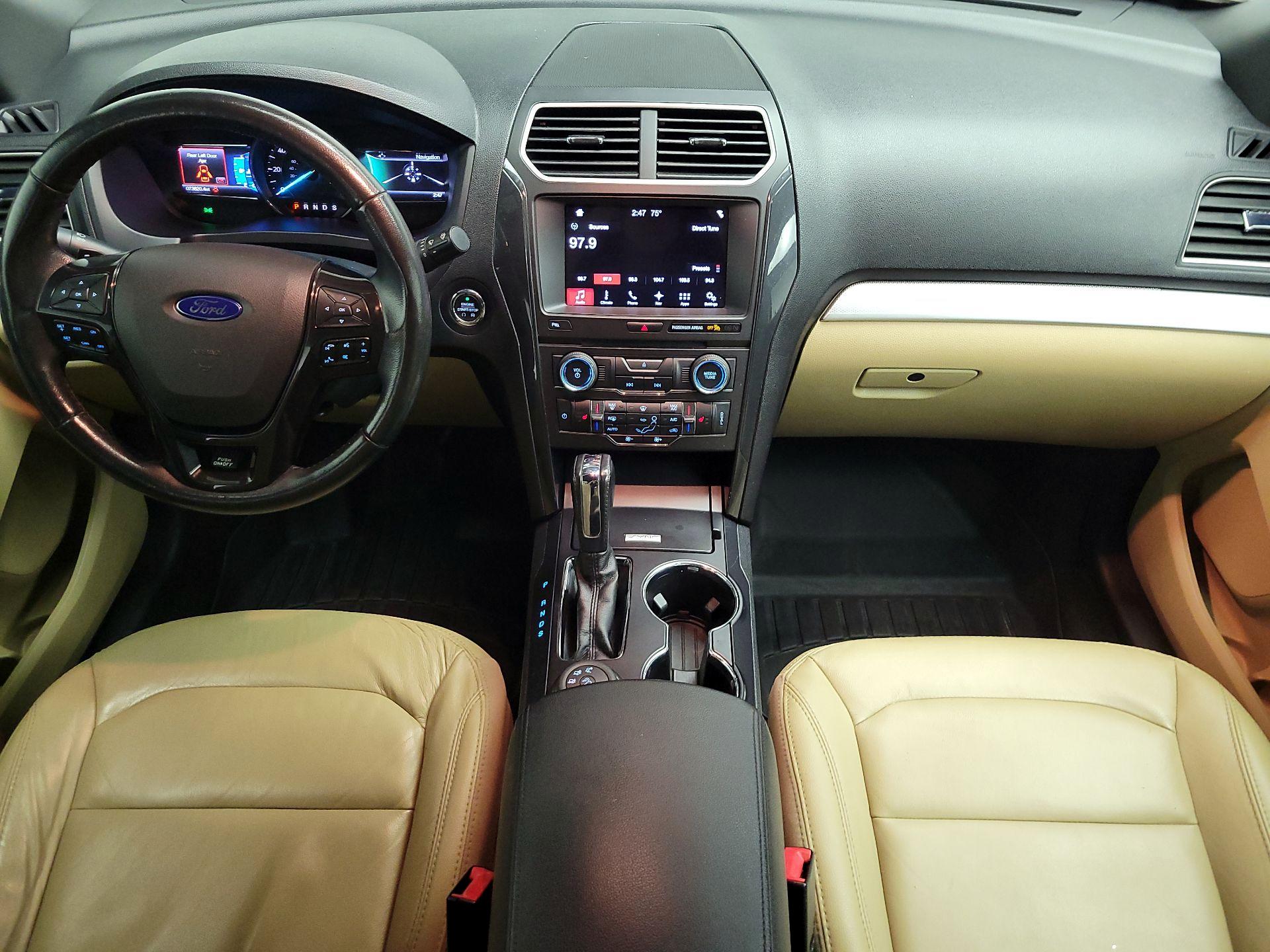 Thumbnail: 2017 Ford Explorer - 9