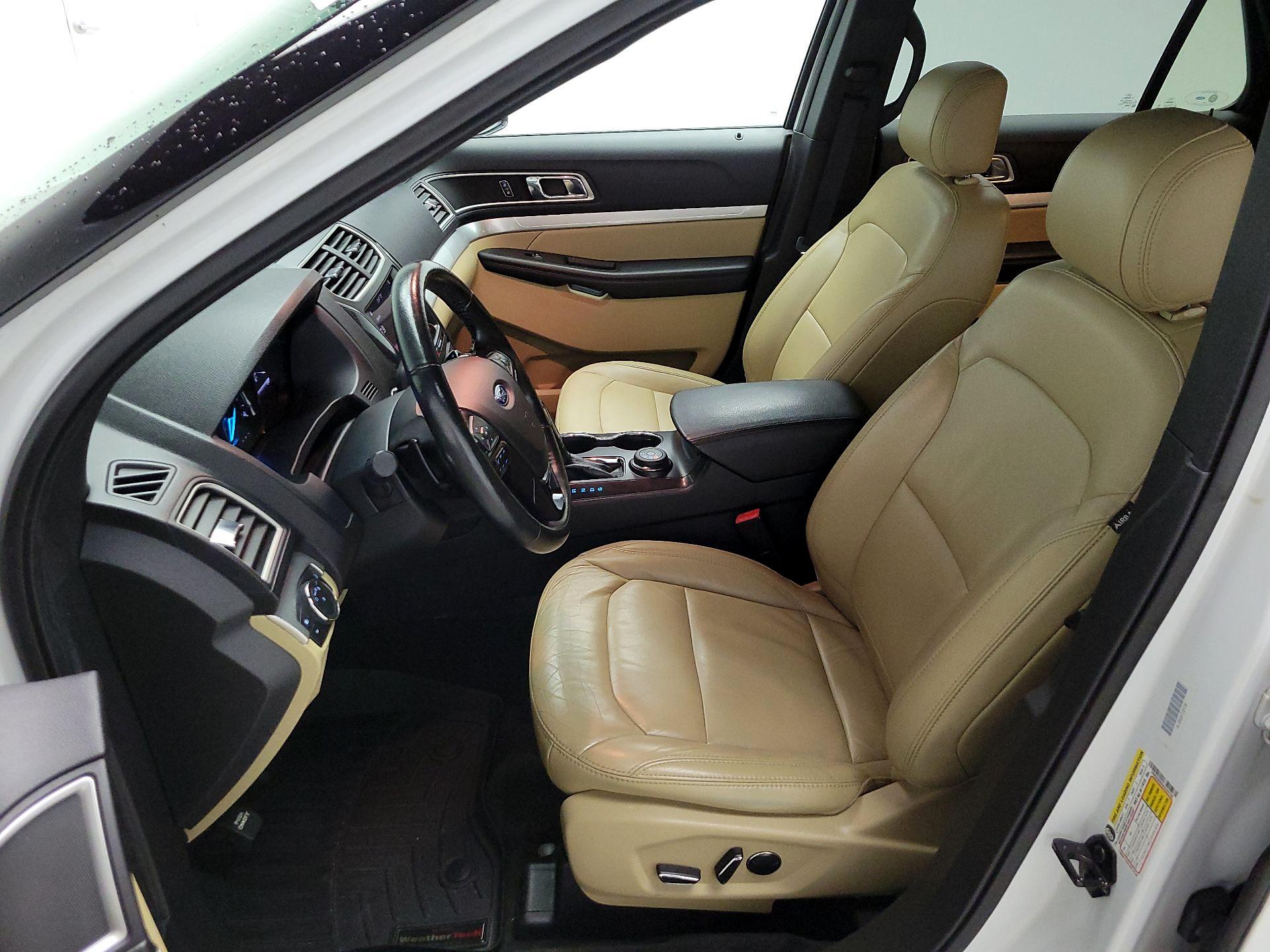 Thumbnail: 2017 Ford Explorer - 11