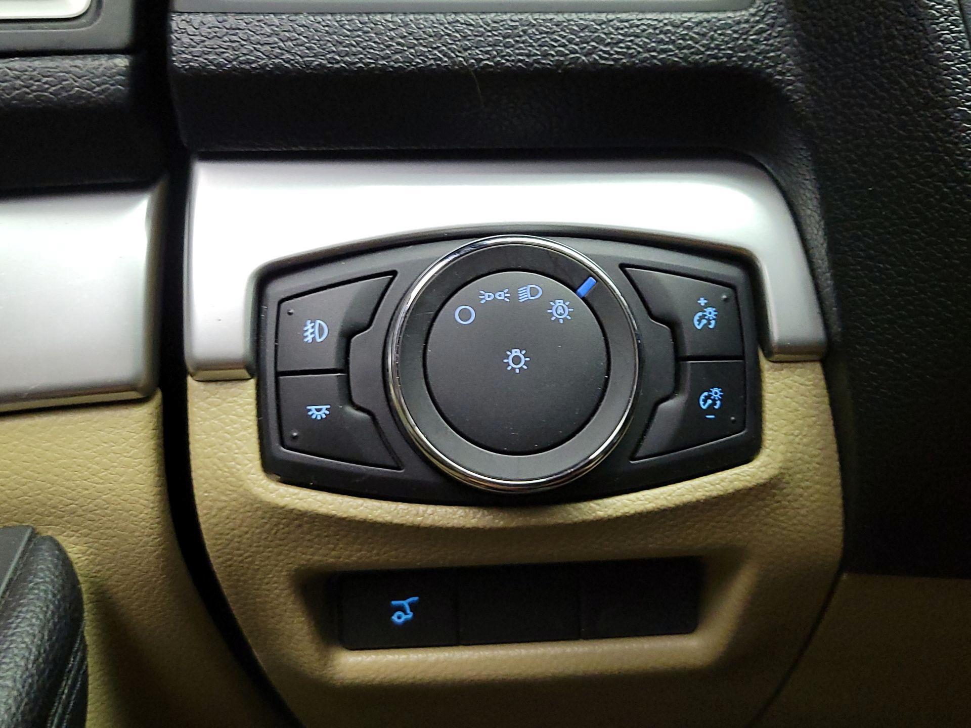 Thumbnail: 2017 Ford Explorer - 13