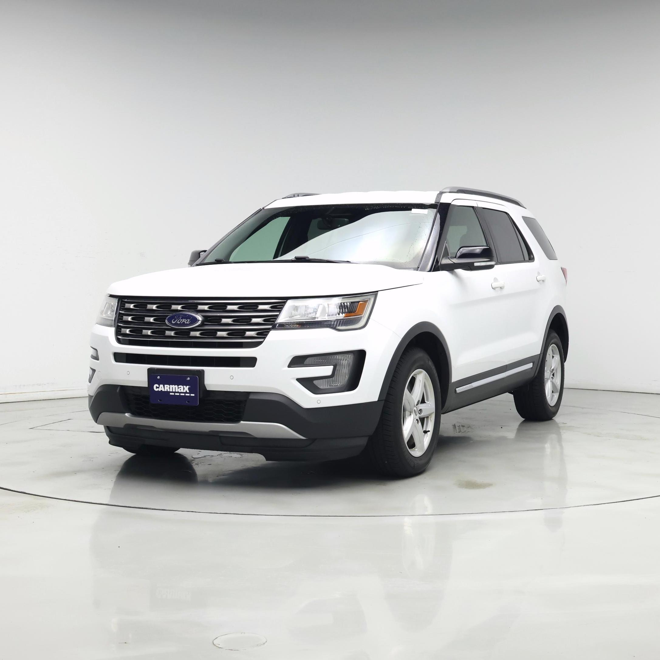 Thumbnail: 2017 Ford Explorer - 4
