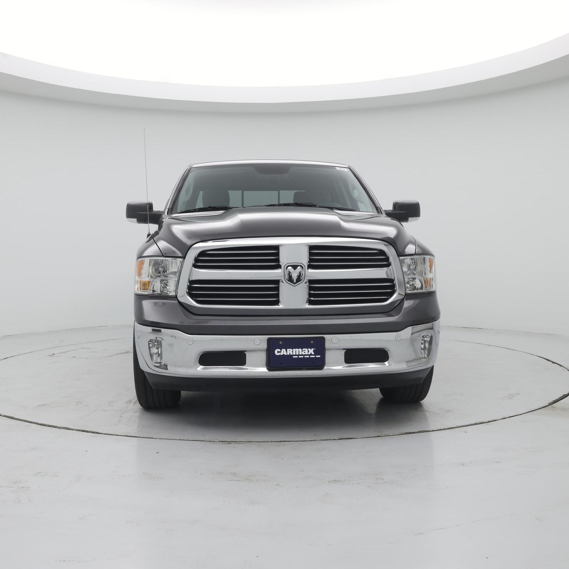 Thumbnail: 2019 RAM 1500 Classic - 5