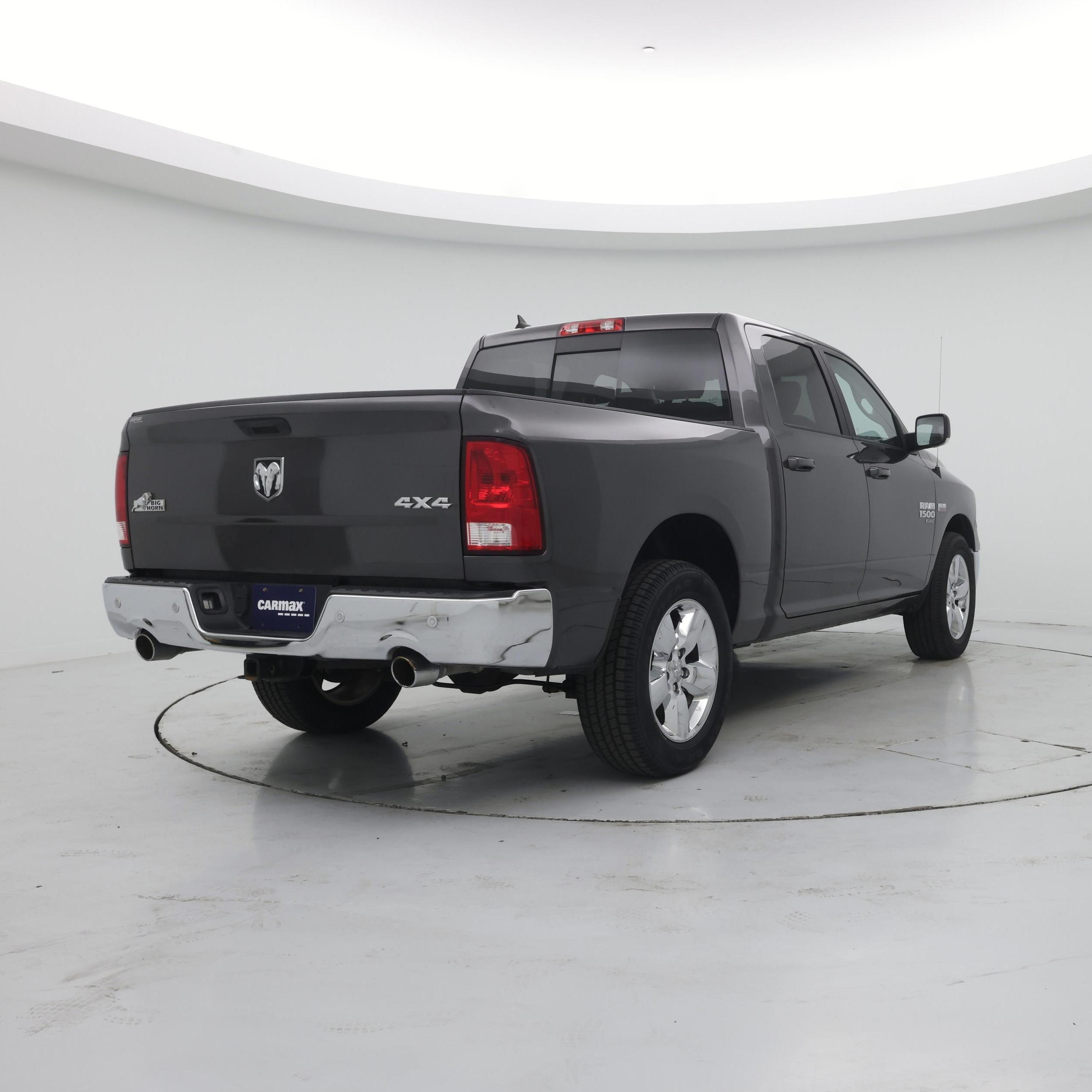 Thumbnail: 2019 RAM 1500 Classic - 8