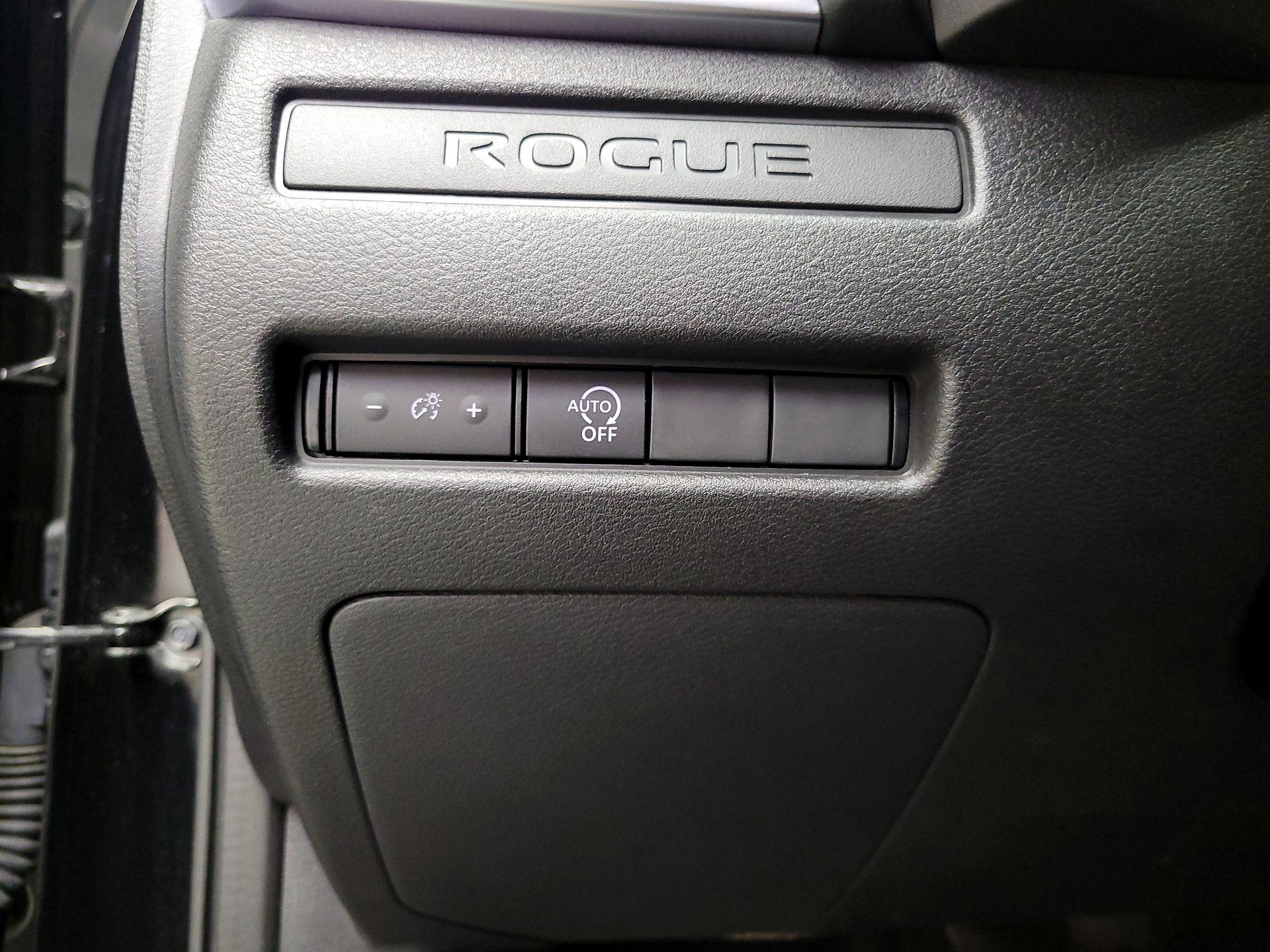 Thumbnail: 2023 Nissan Rogue - 13