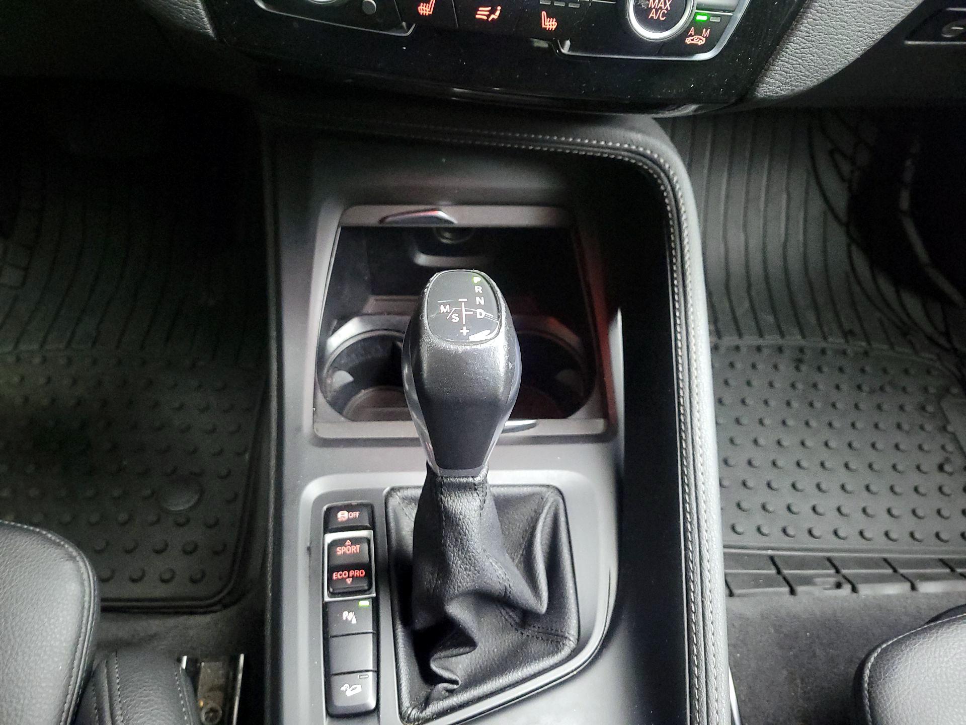 Thumbnail: 2017 BMW X1 - 16