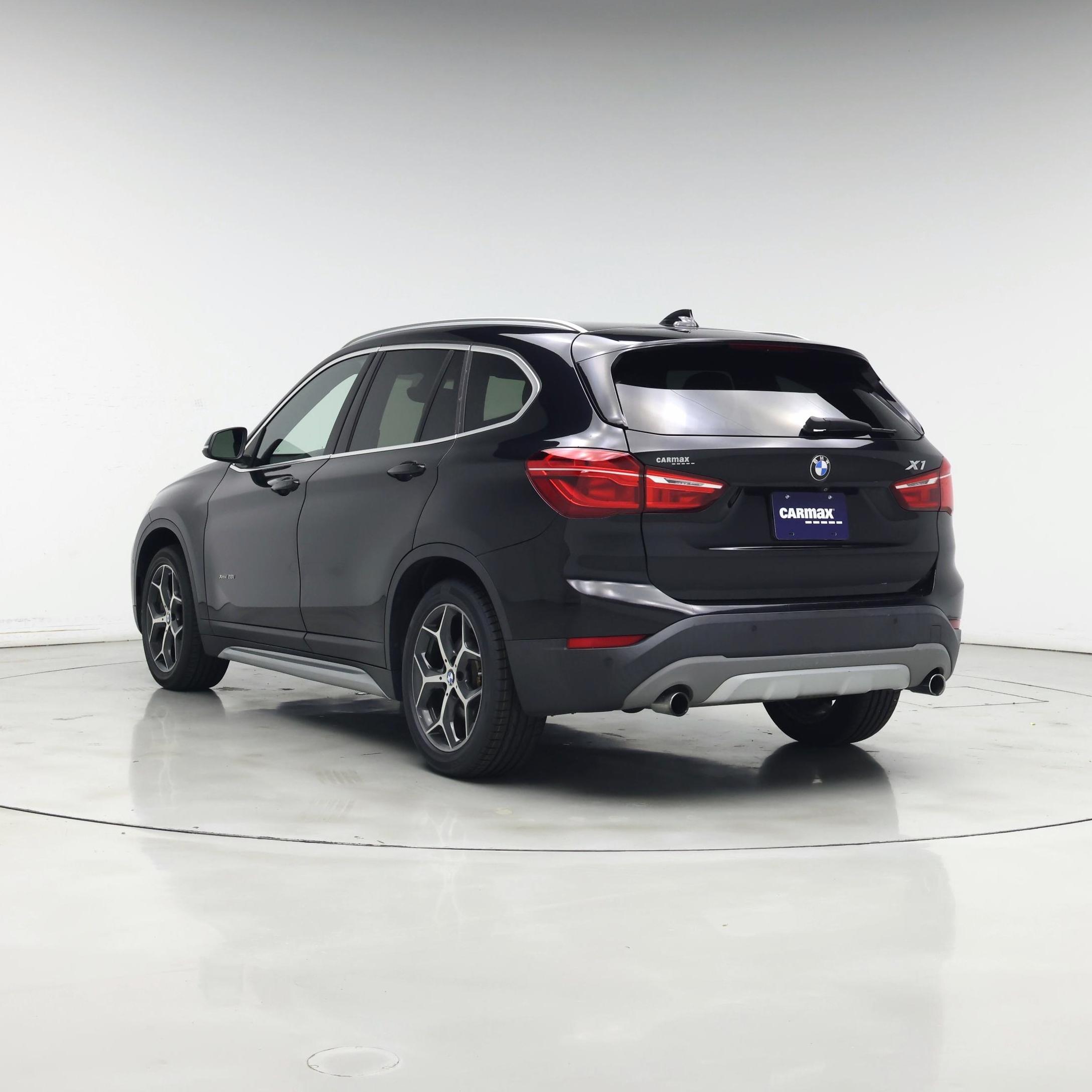 Thumbnail: 2017 BMW X1 - 2