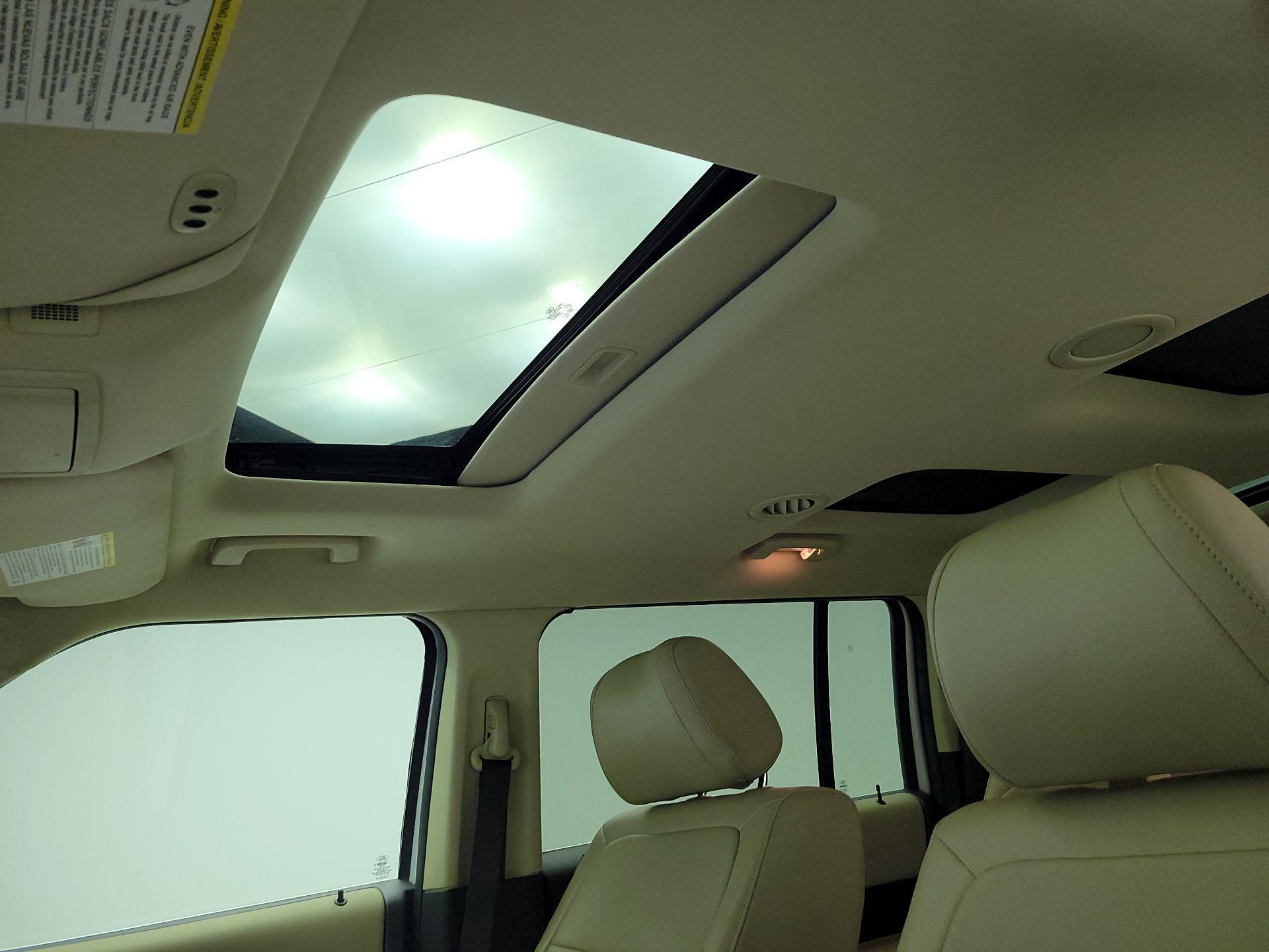 Thumbnail: 2019 Ford Flex - 20