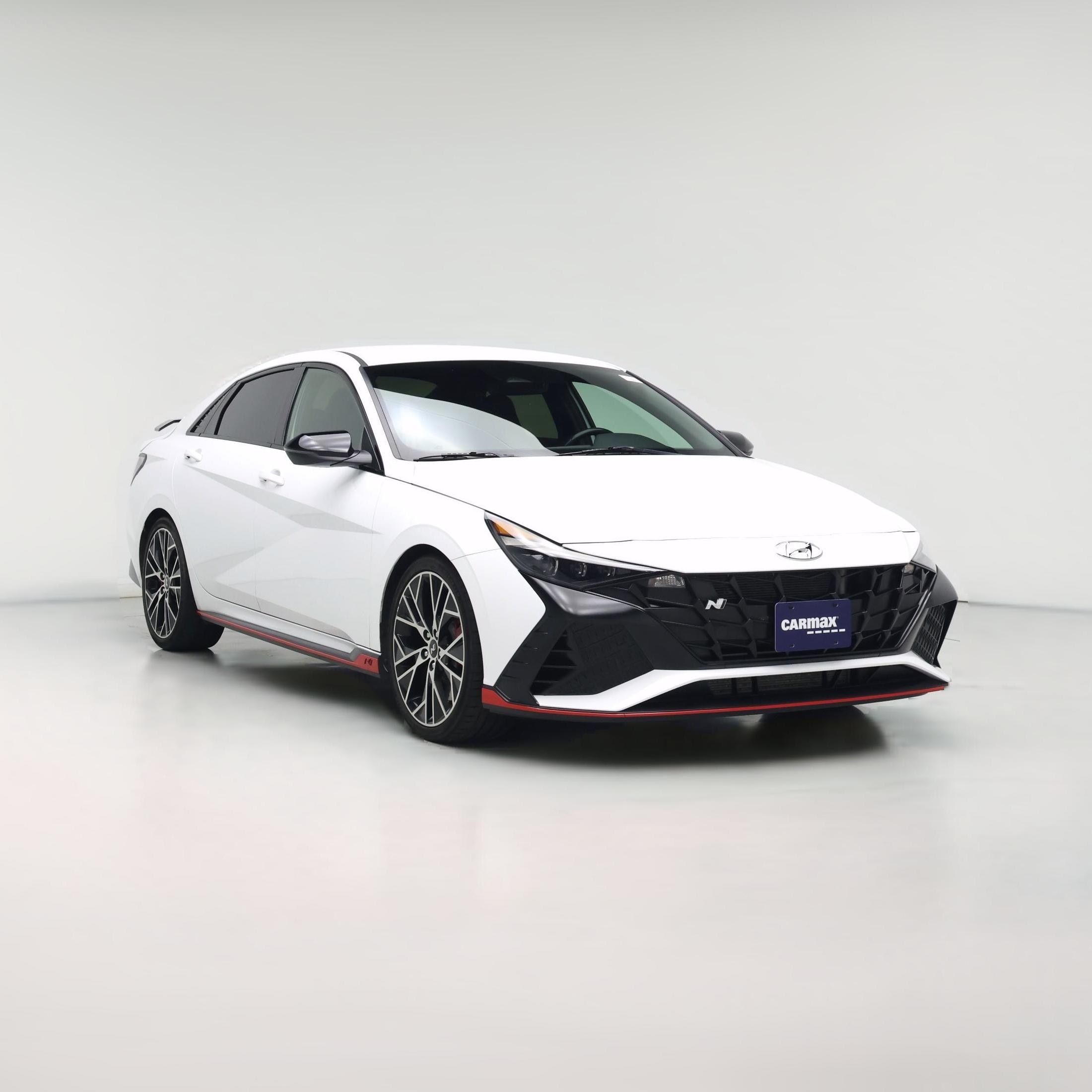 Thumbnail: 2022 Hyundai Elantra - 1