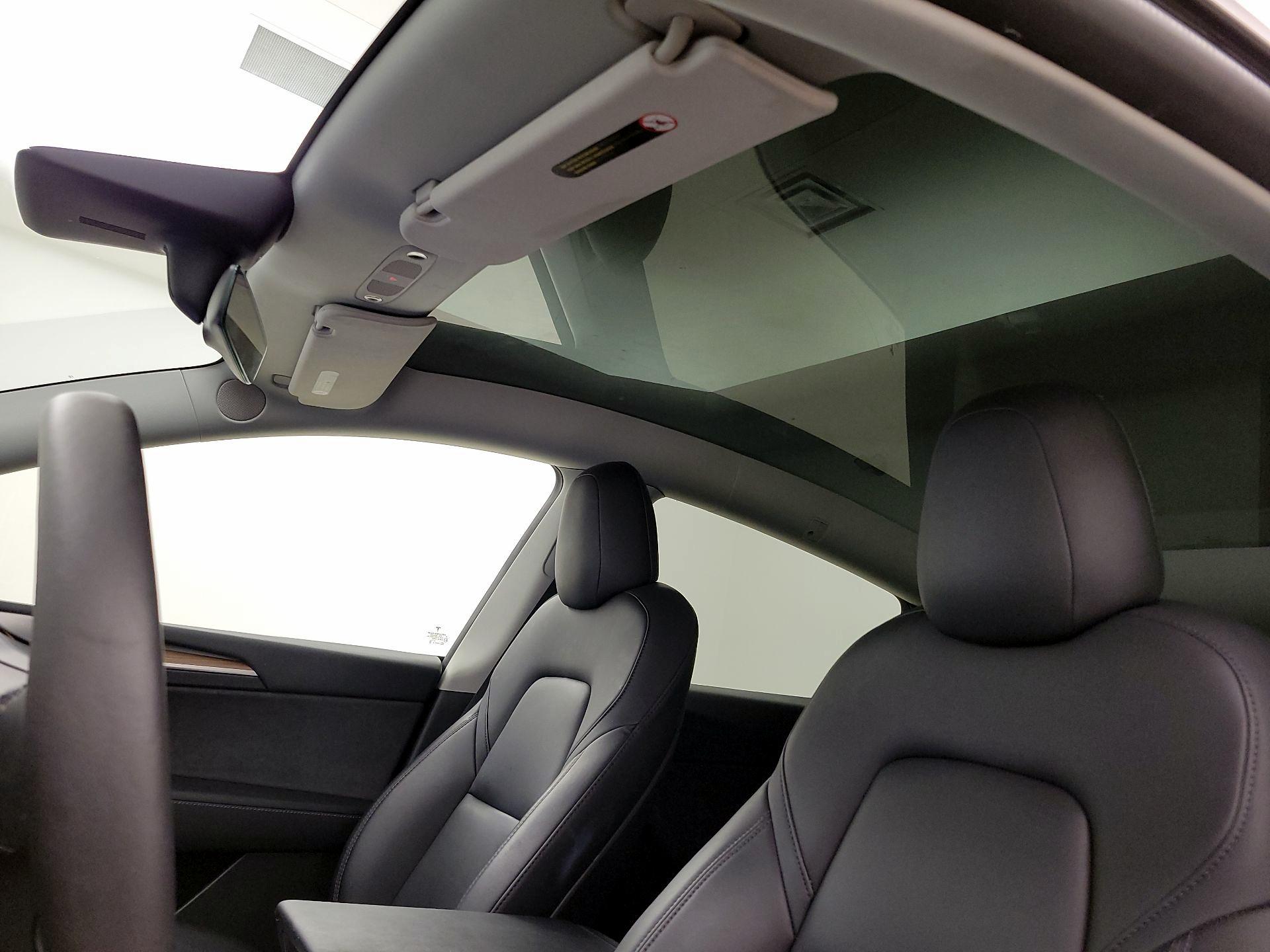 Thumbnail: 2022 Tesla Model Y - 19