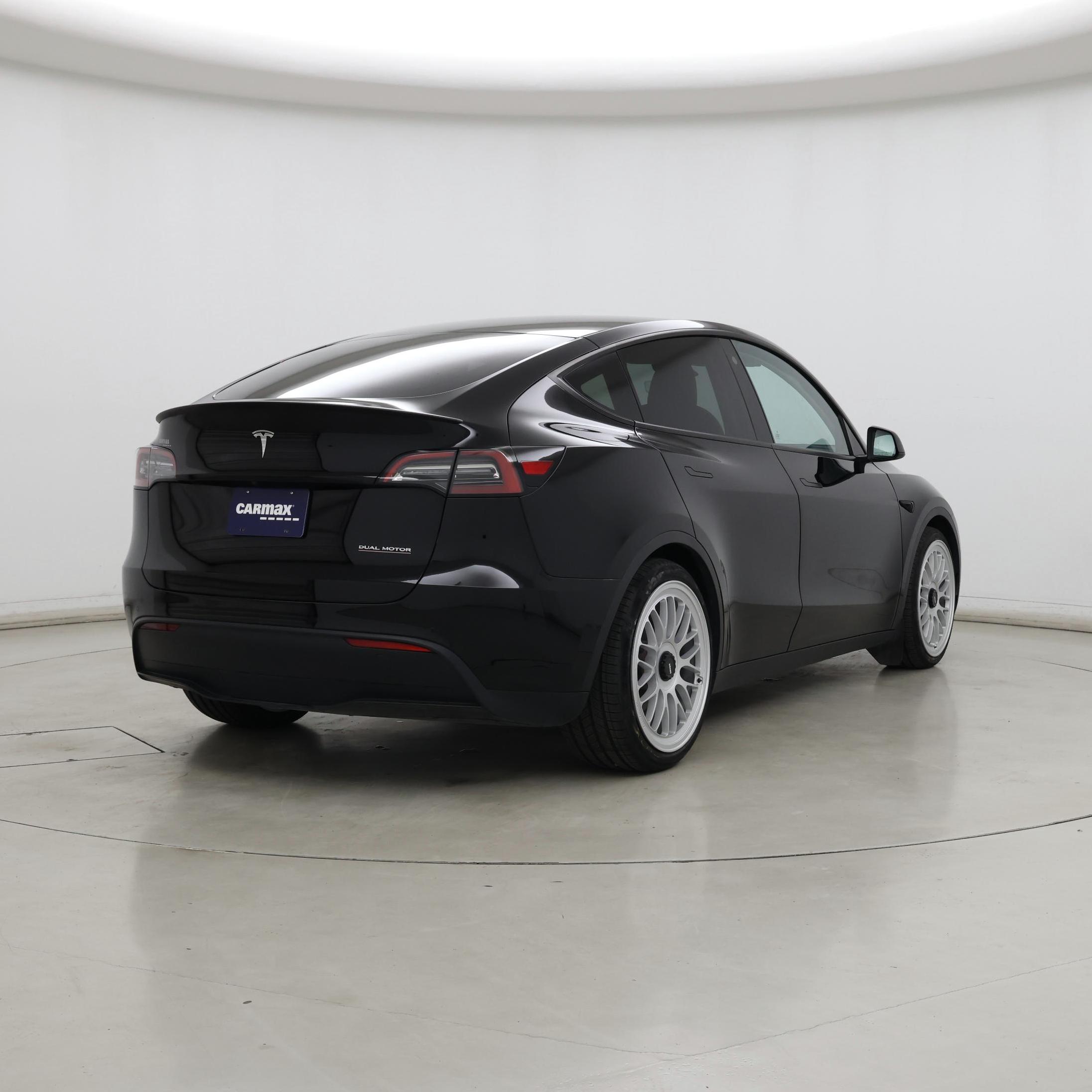 Thumbnail: 2022 Tesla Model Y - 8