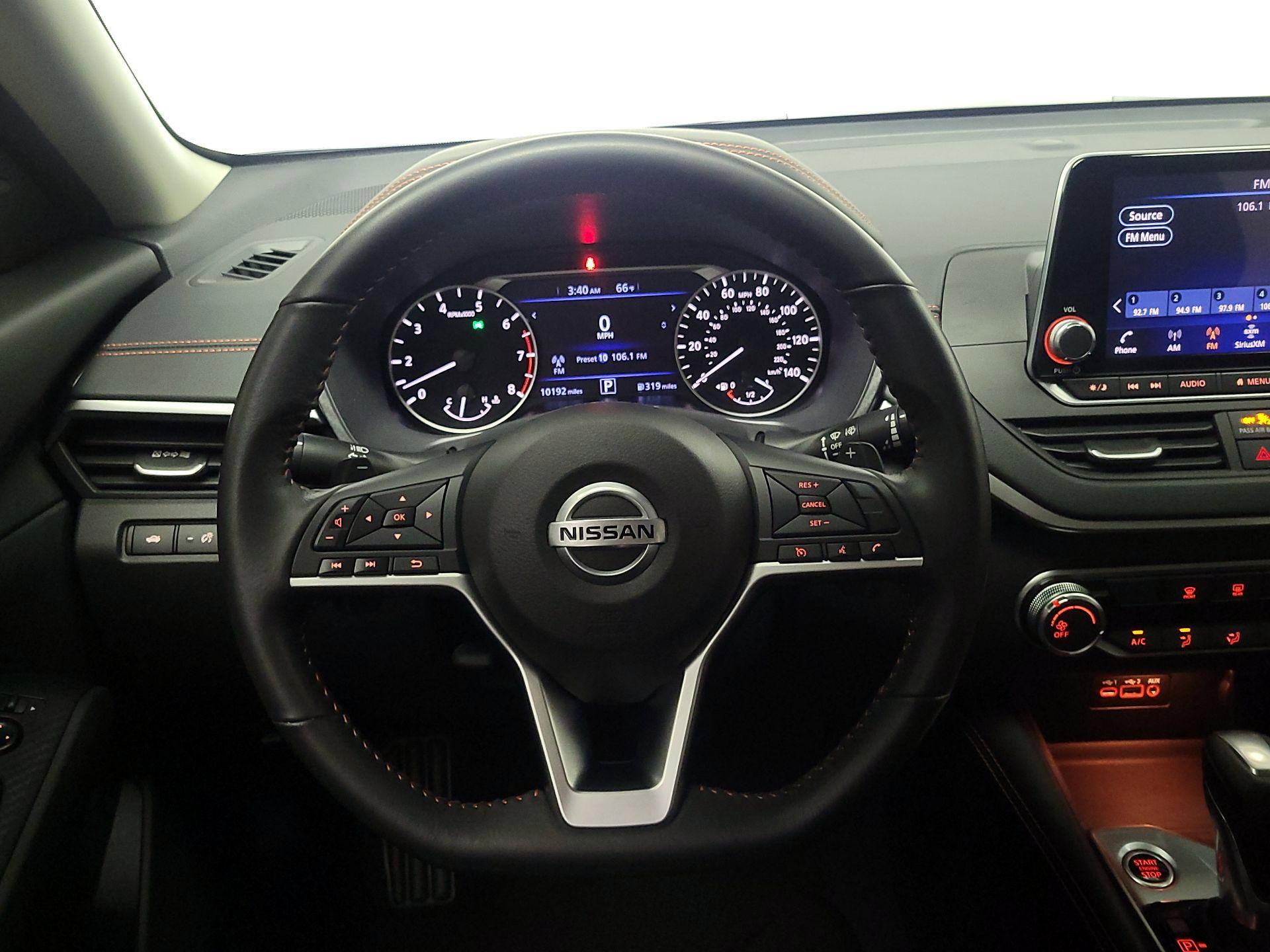 Thumbnail: 2022 Nissan Altima - 10