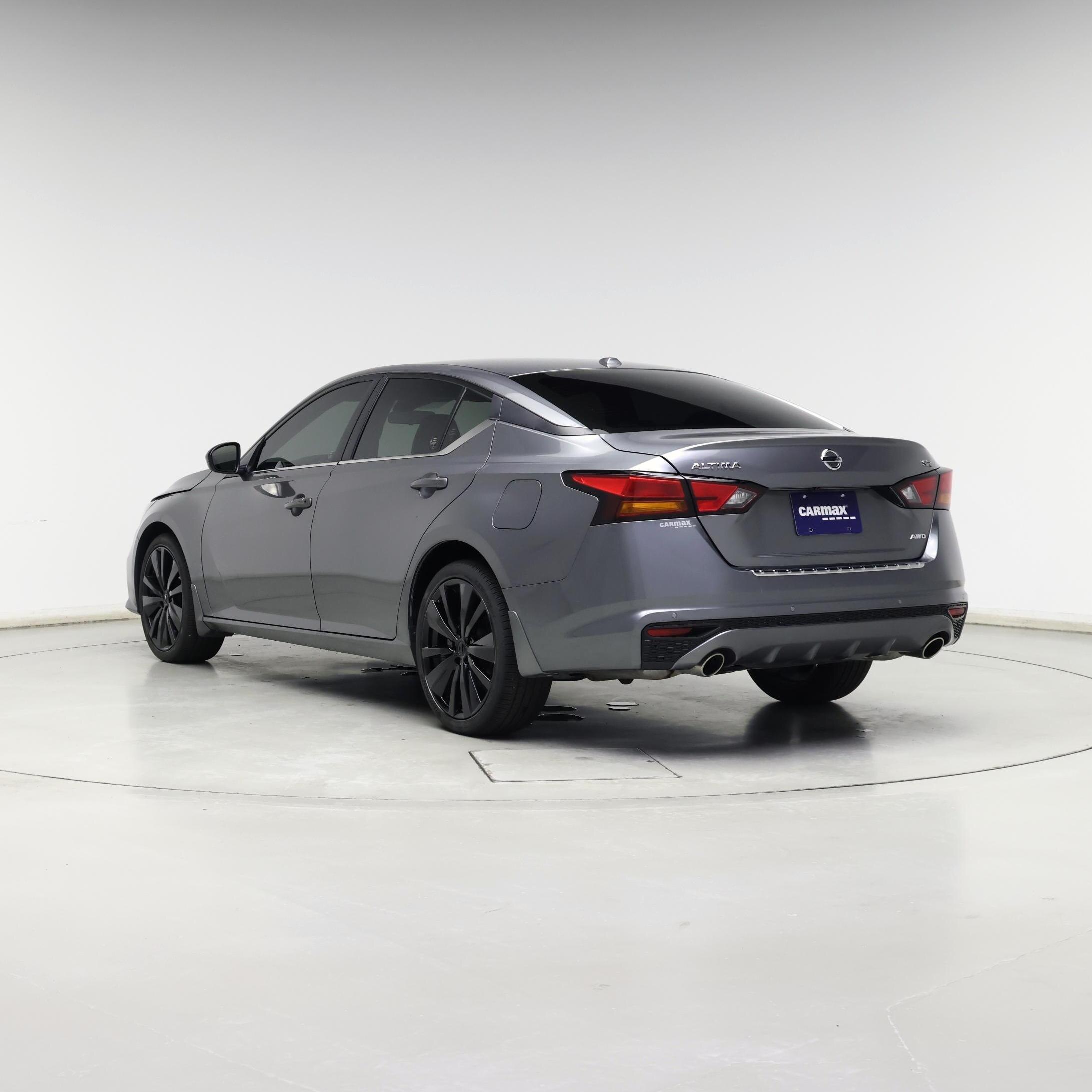 Thumbnail: 2022 Nissan Altima - 2