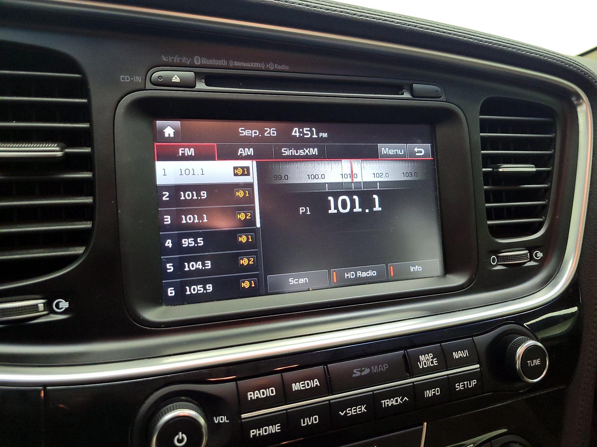 Thumbnail: 2015 Kia Optima - 14