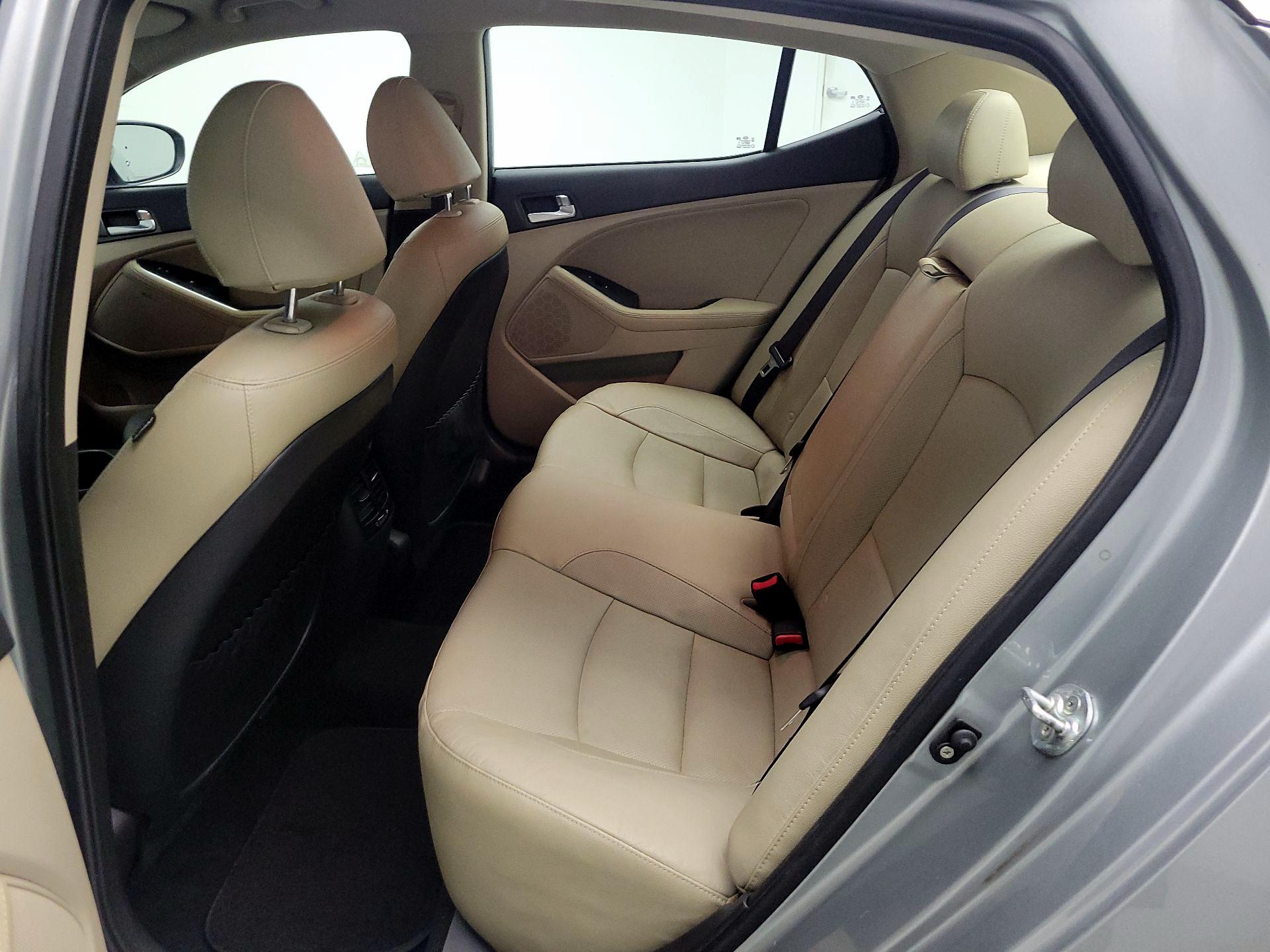 Thumbnail: 2015 Kia Optima - 17