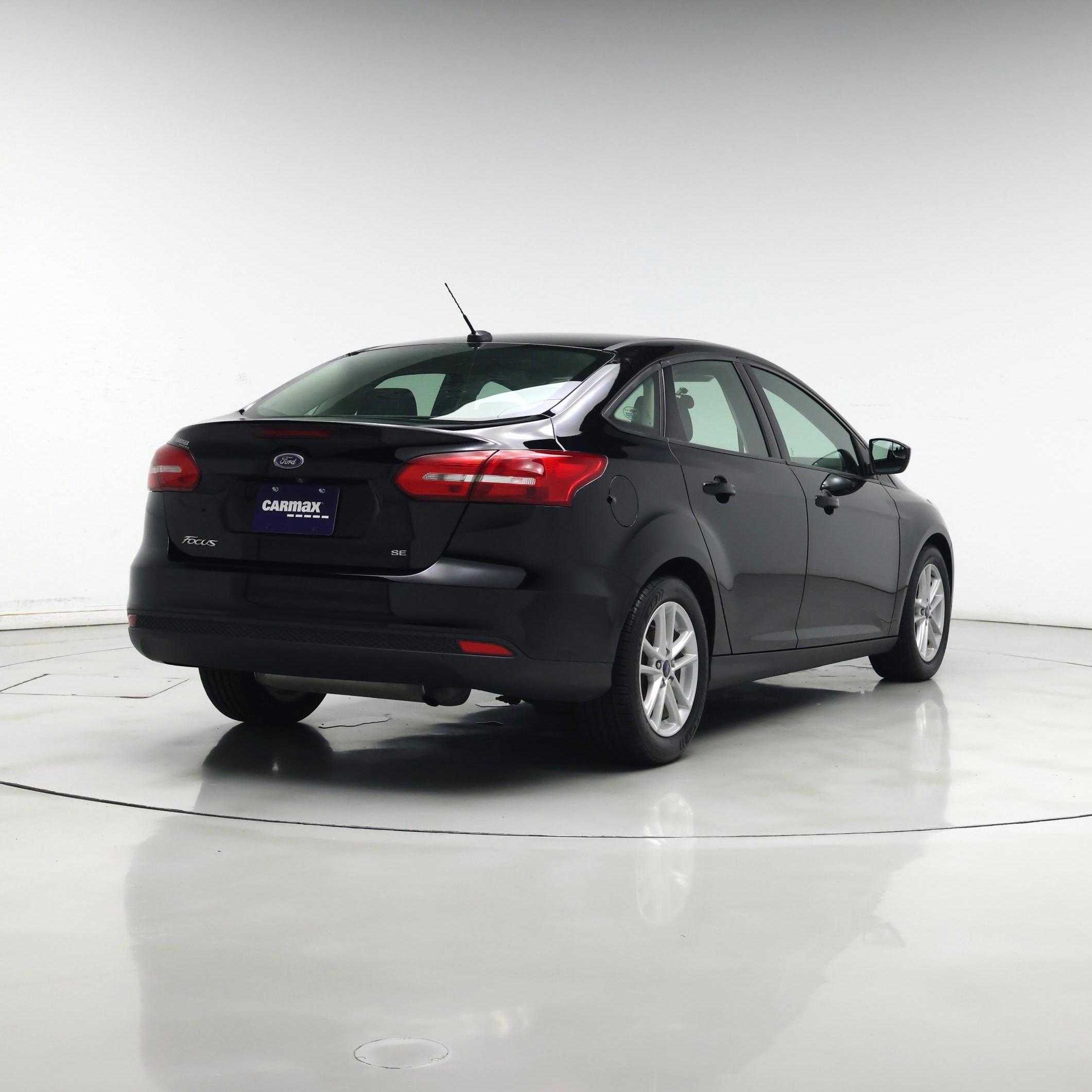 Thumbnail: 2018 Ford Focus - 8