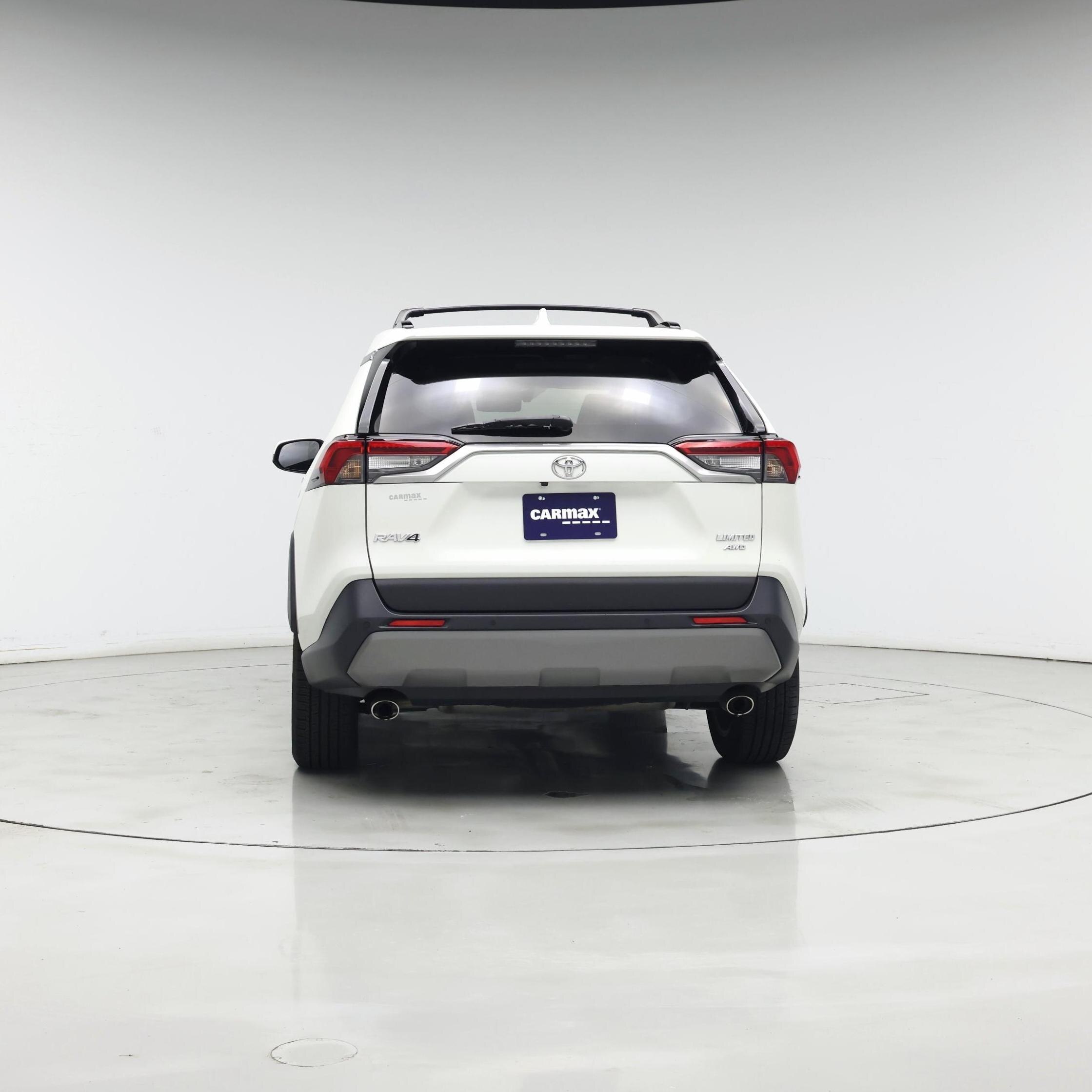 Thumbnail: 2019 Toyota RAV4 - 6