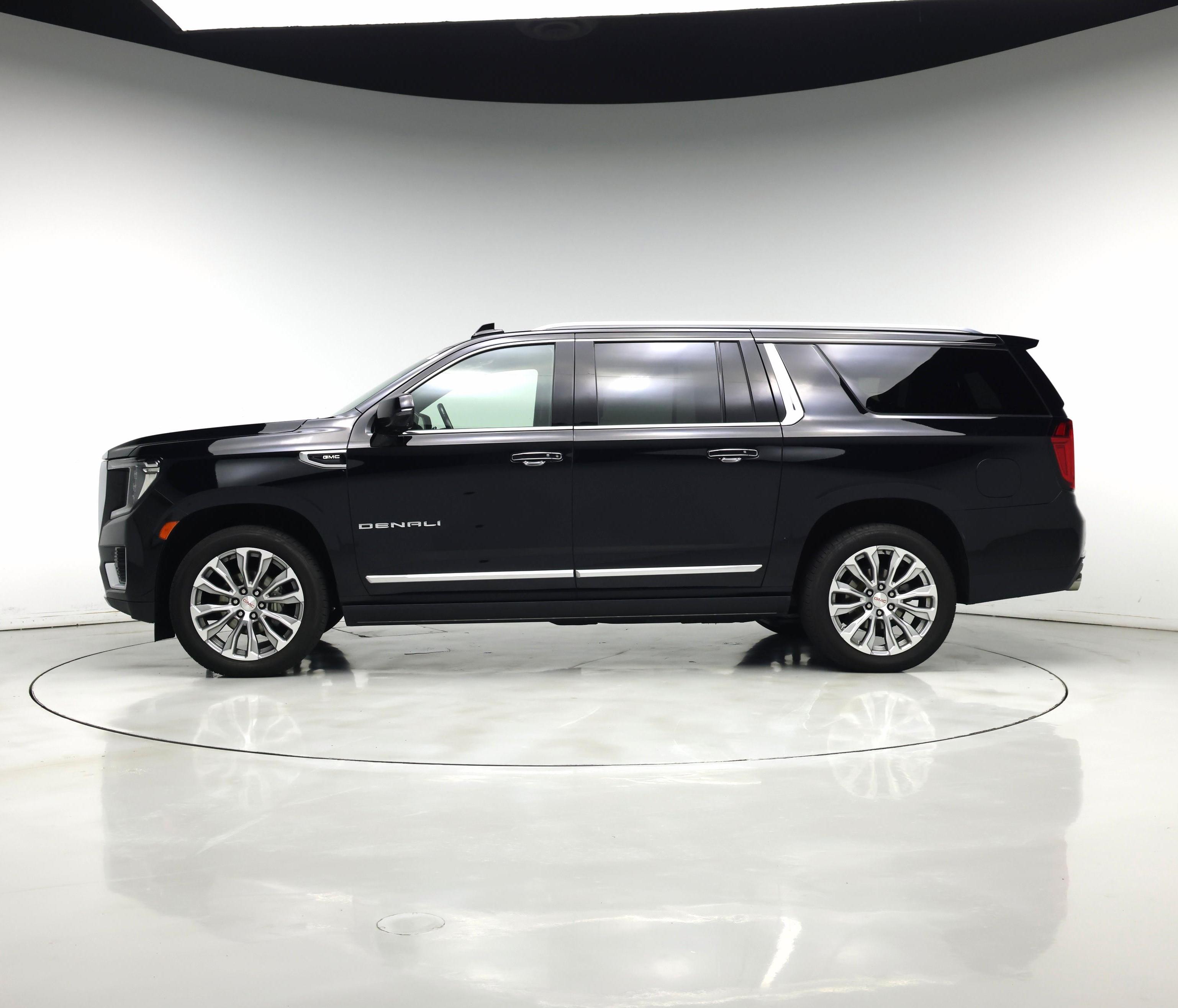 Thumbnail: 2021 GMC Yukon XL - 3