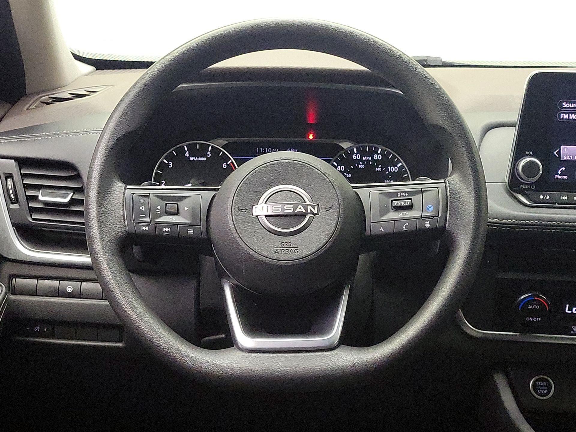 Thumbnail: 2023 Nissan Rogue - 10