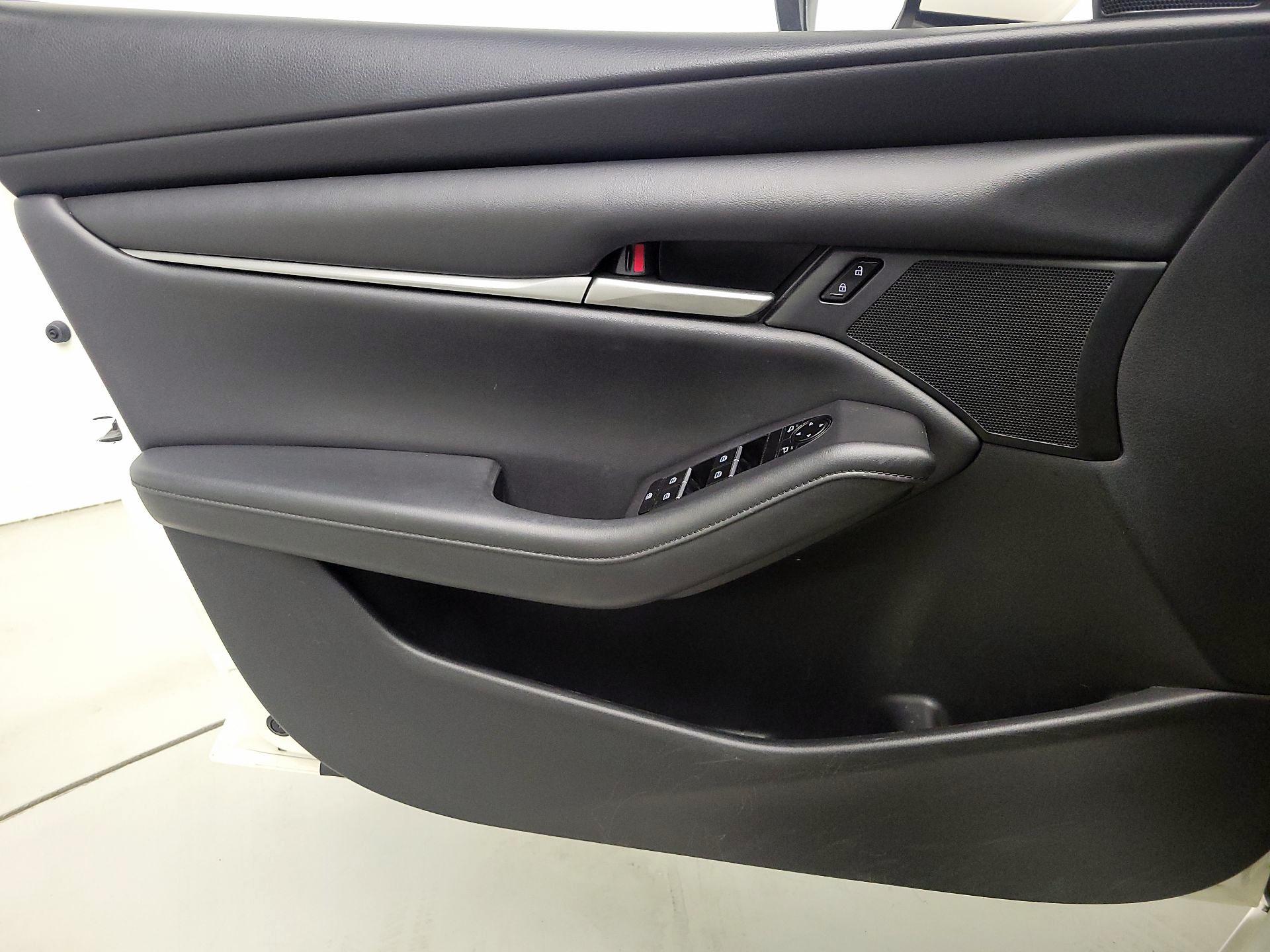 Thumbnail: 2021 Mazda Mazda3 - 12