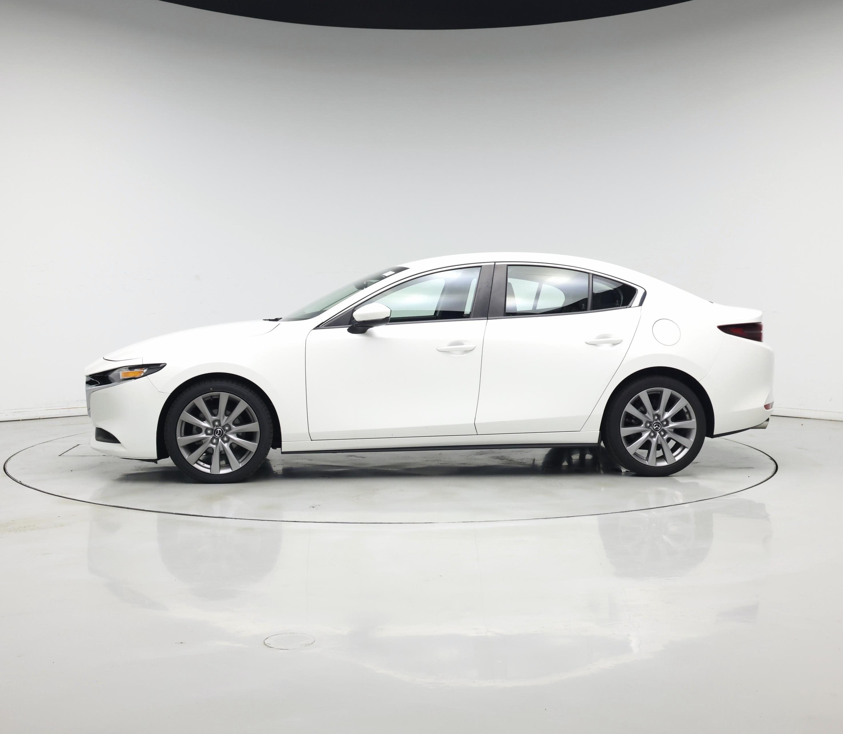 Thumbnail: 2021 Mazda Mazda3 - 3
