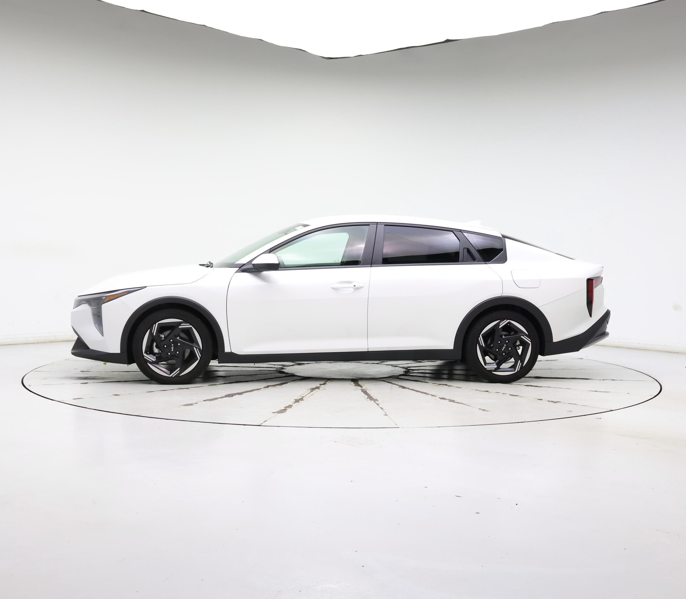 Thumbnail: 2025 Kia K4 - 3