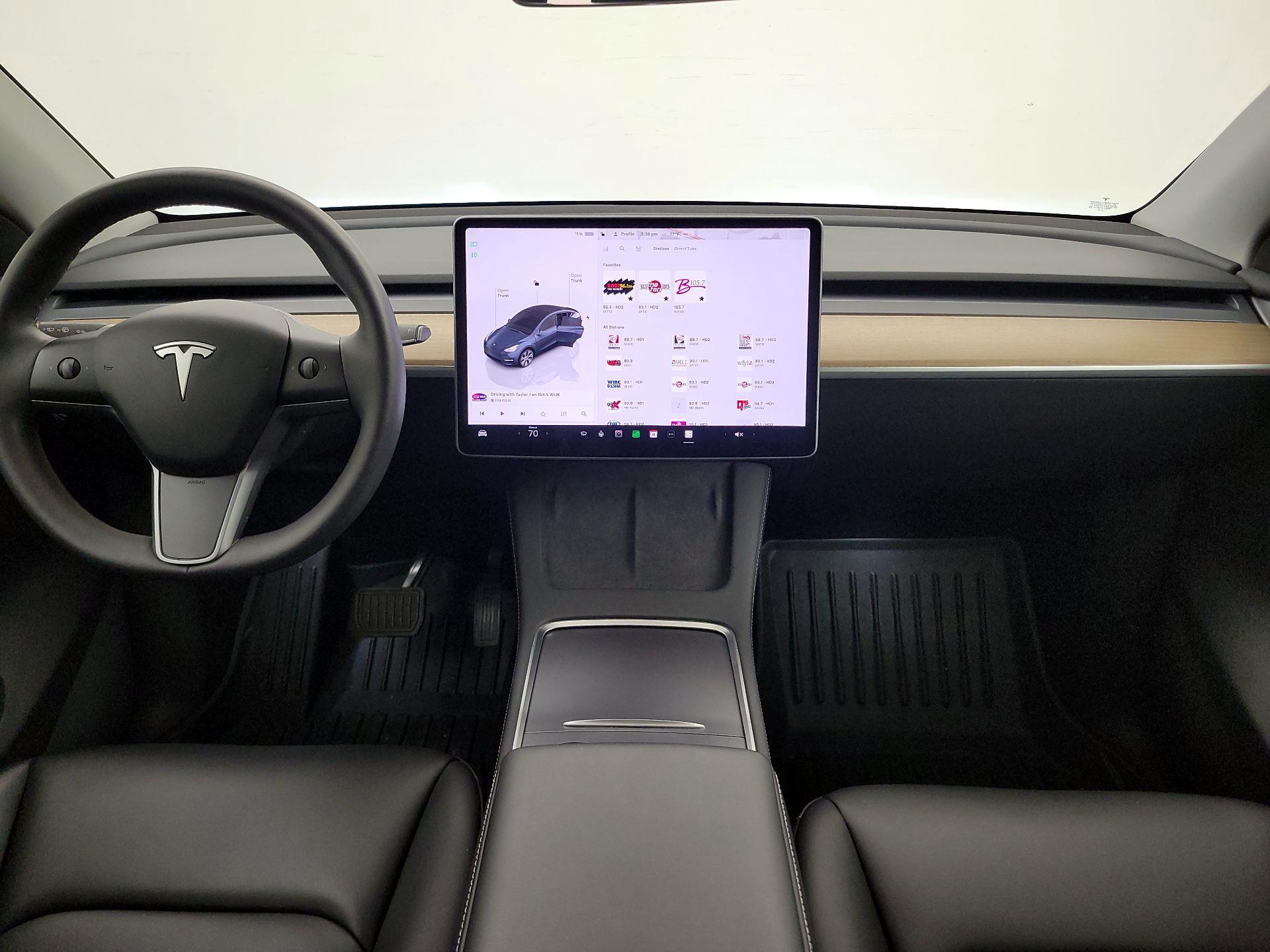 Thumbnail: 2023 Tesla Model Y - 9