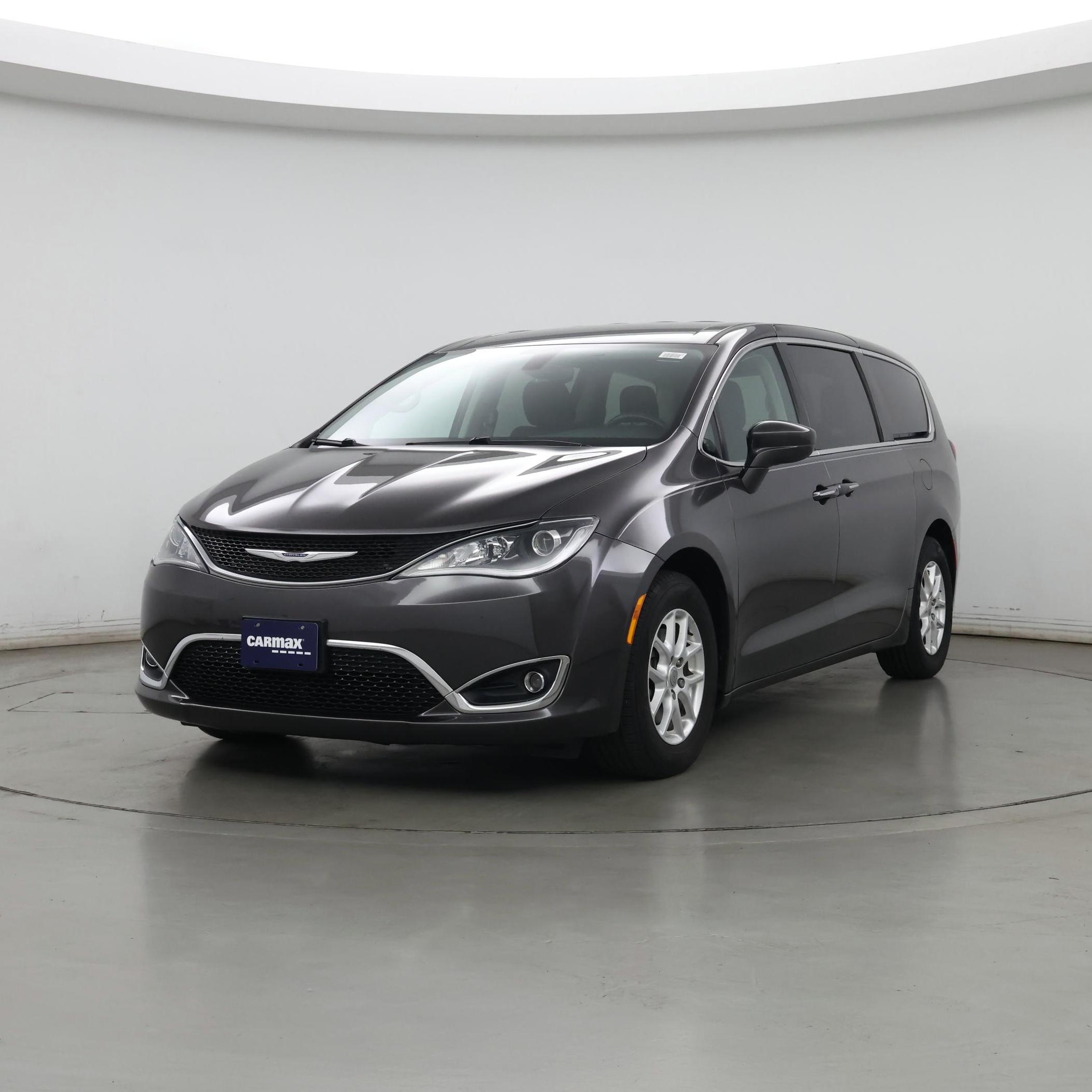 Thumbnail: 2020 Chrysler Pacifica - 4