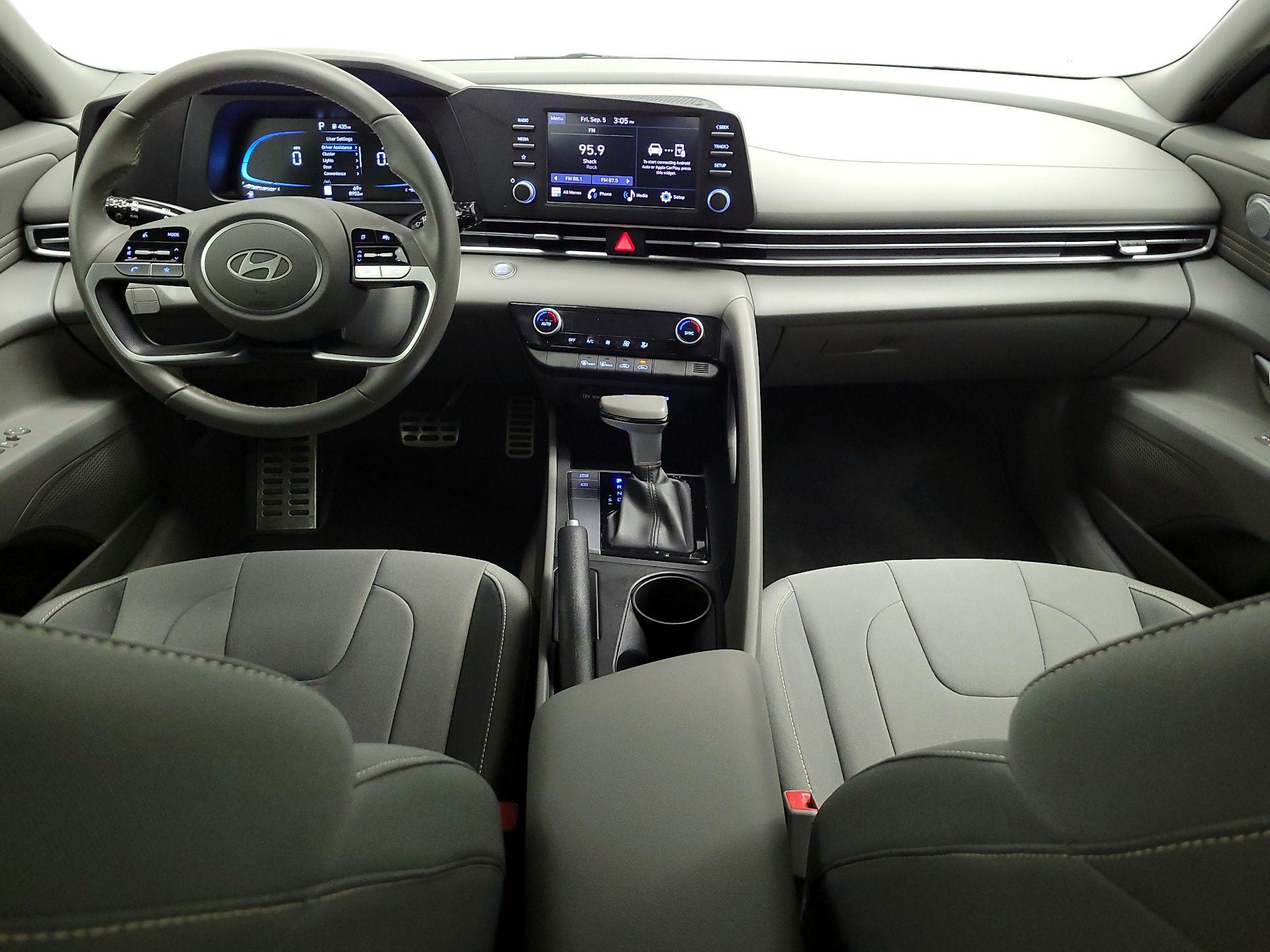 Thumbnail: 2025 Hyundai Elantra - 9