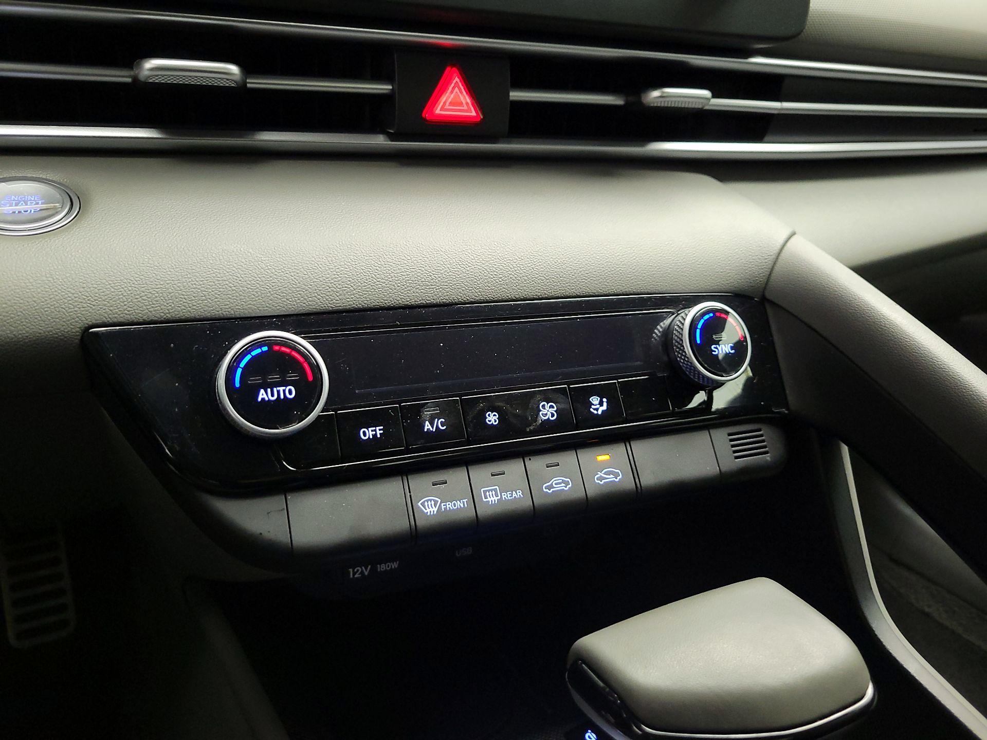 Thumbnail: 2025 Hyundai Elantra - 15