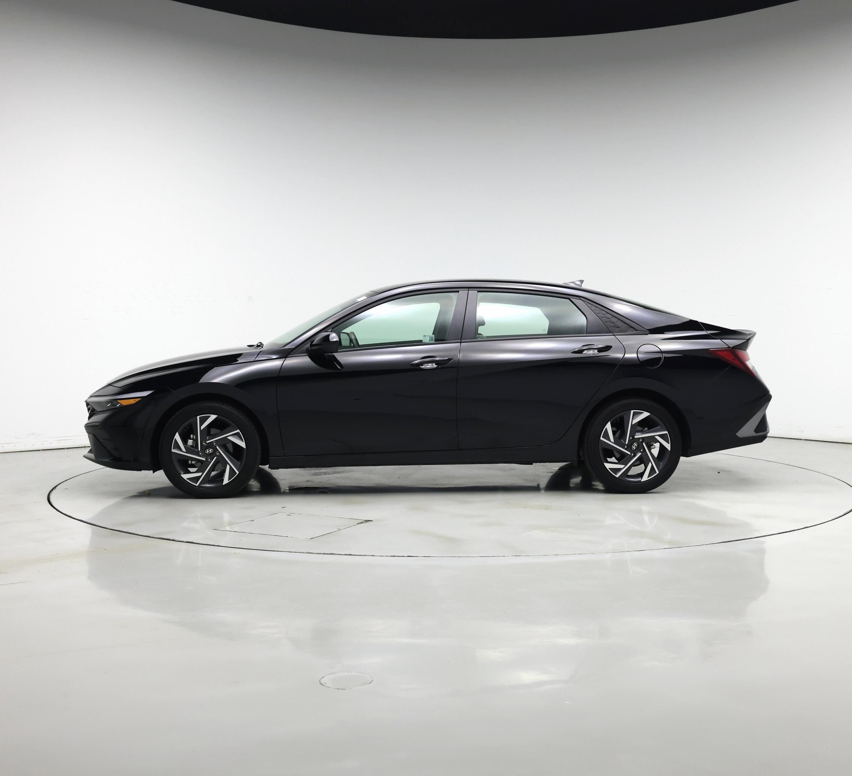 Thumbnail: 2025 Hyundai Elantra - 3