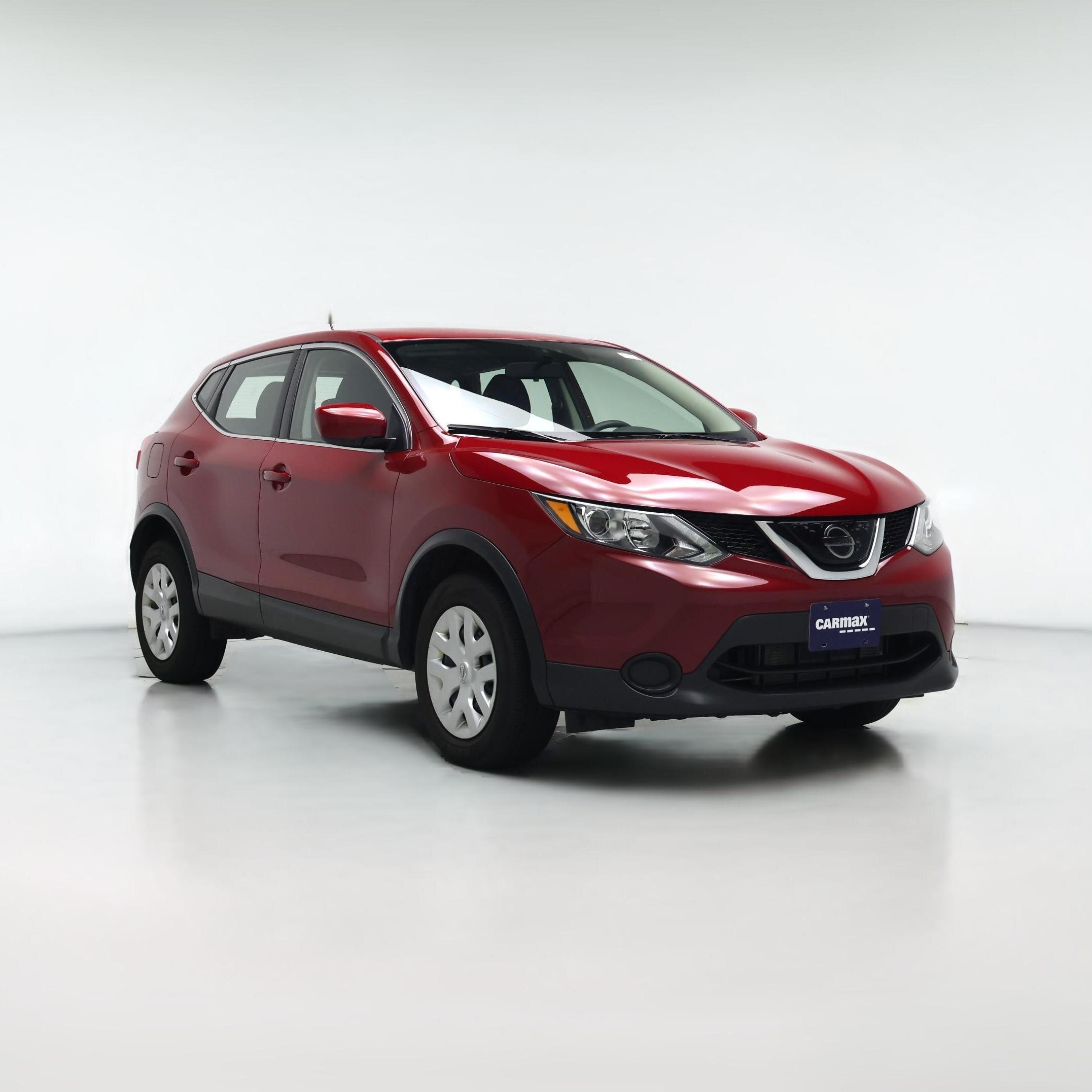 Thumbnail: 2018 Nissan Rogue Sport - 1