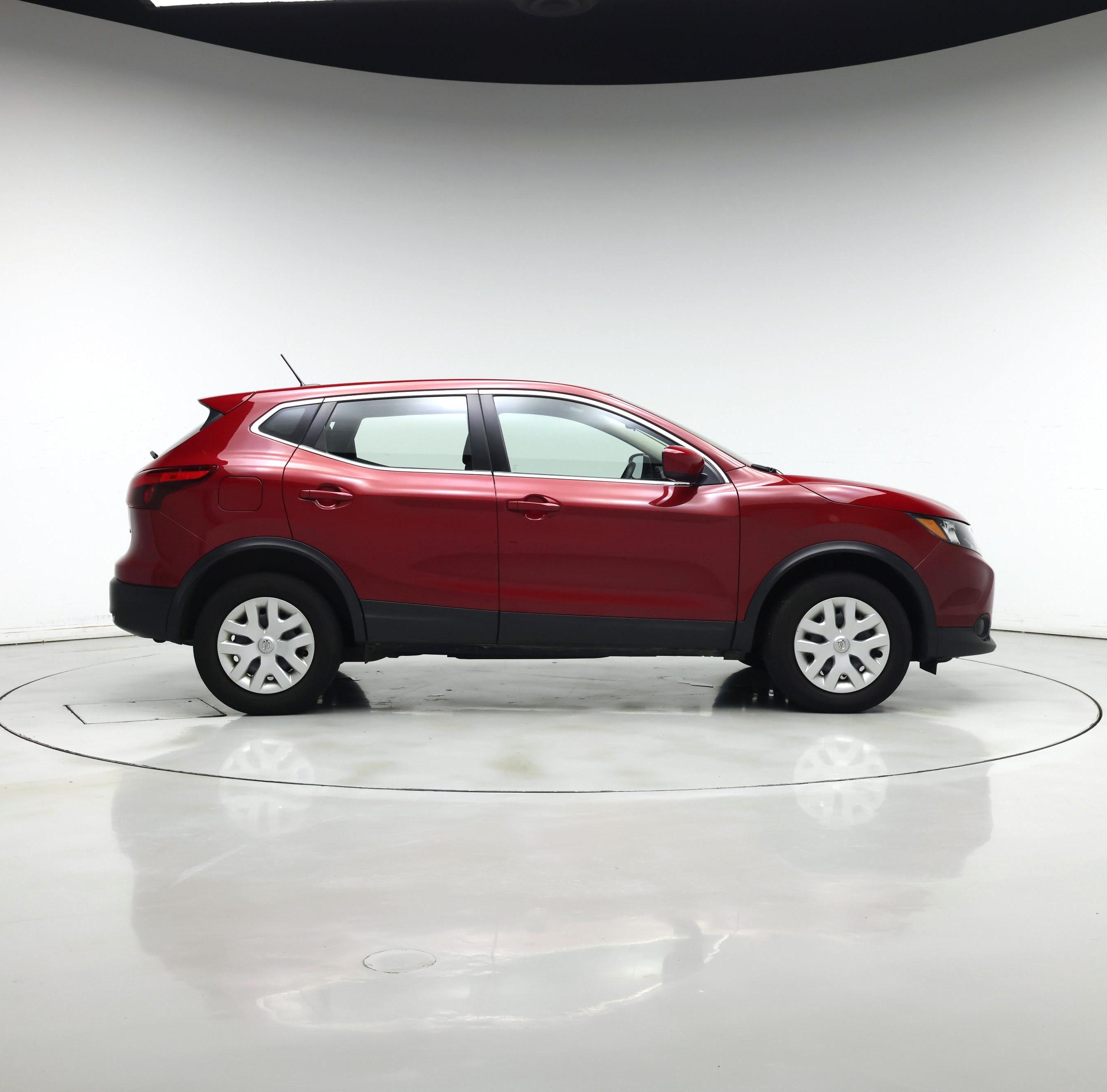 Thumbnail: 2018 Nissan Rogue Sport - 7