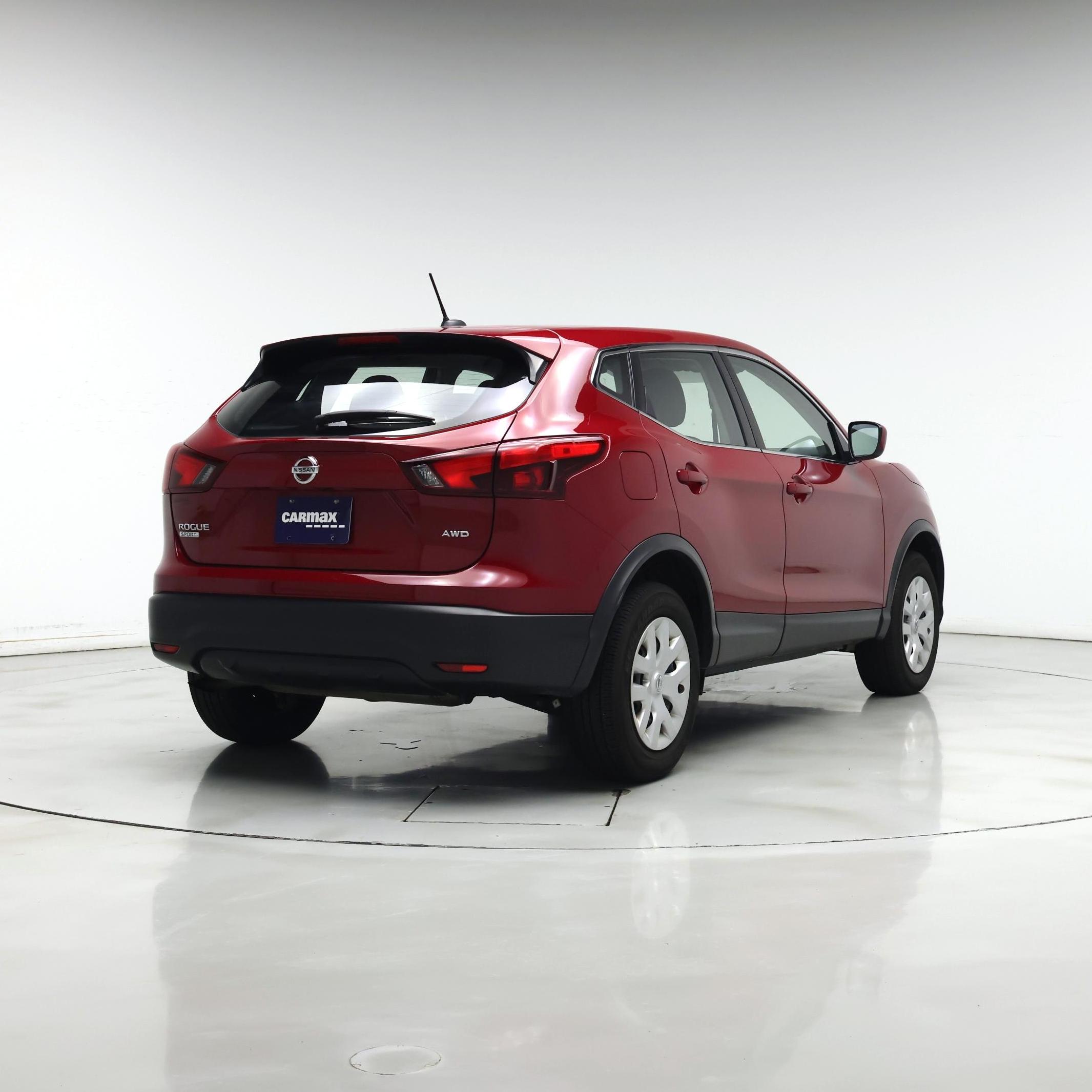 Thumbnail: 2018 Nissan Rogue Sport - 8