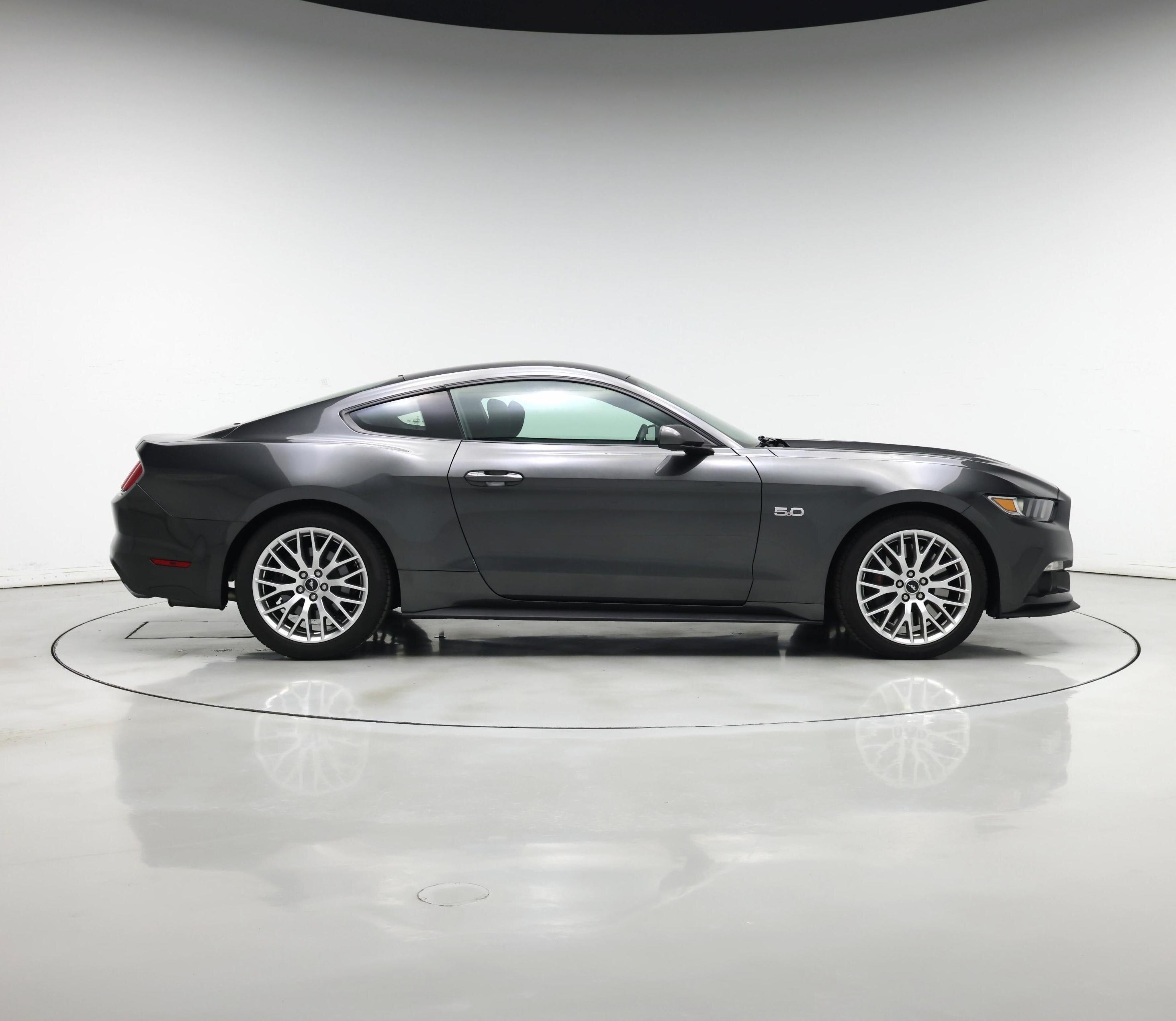 Thumbnail: 2017 Ford Mustang - 7
