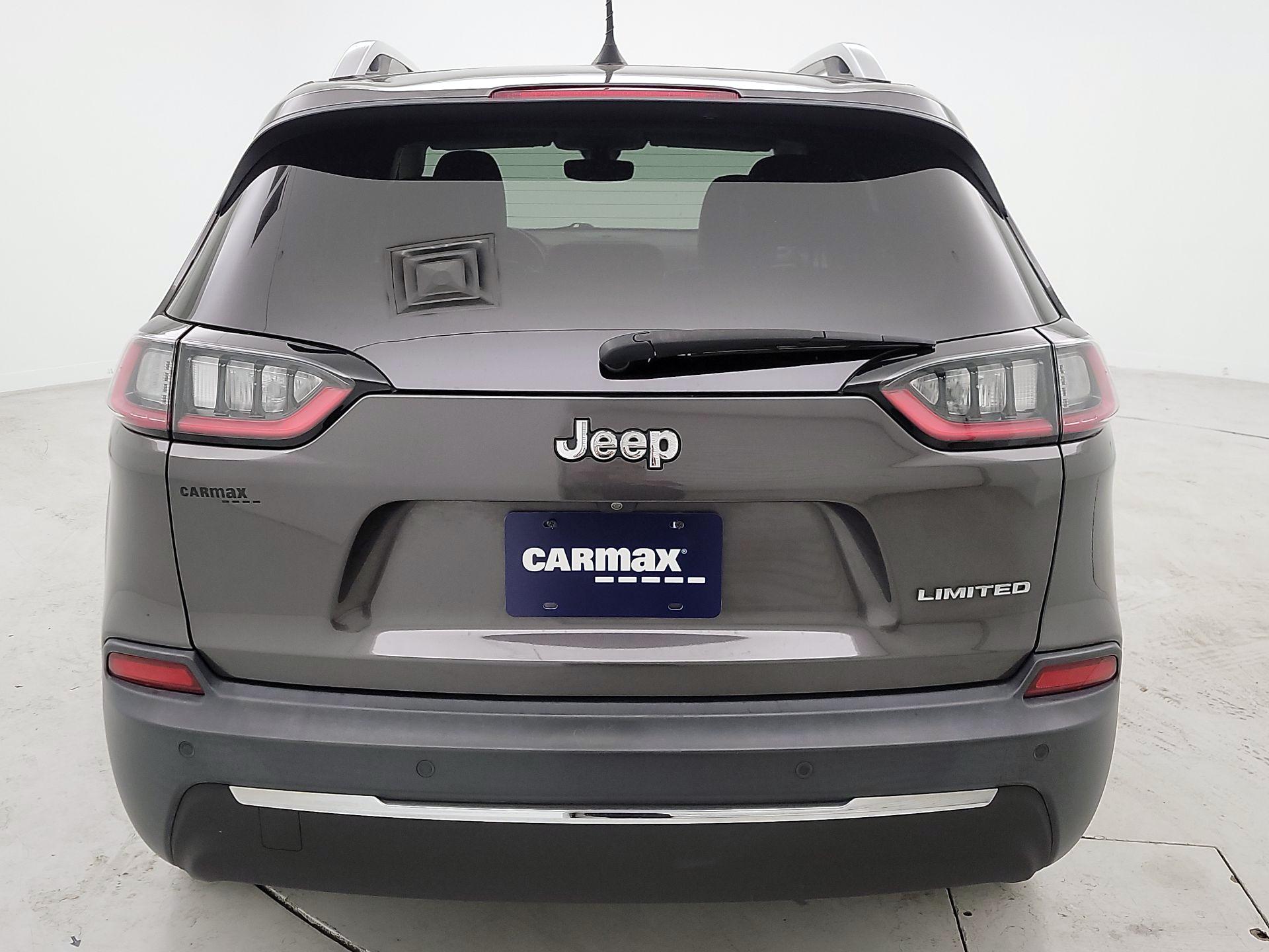 Thumbnail: 2019 Jeep Cherokee - 6