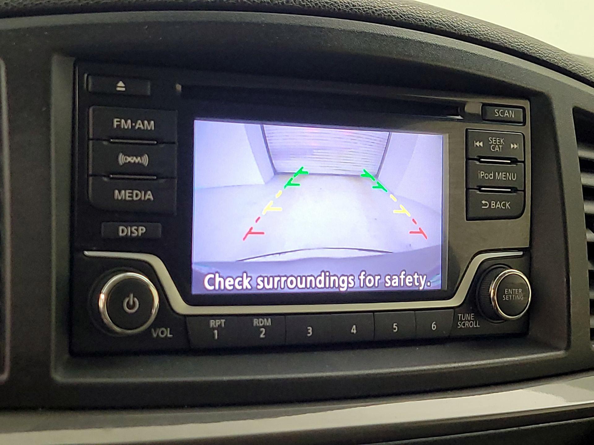 Thumbnail: 2016 Nissan Quest - 14
