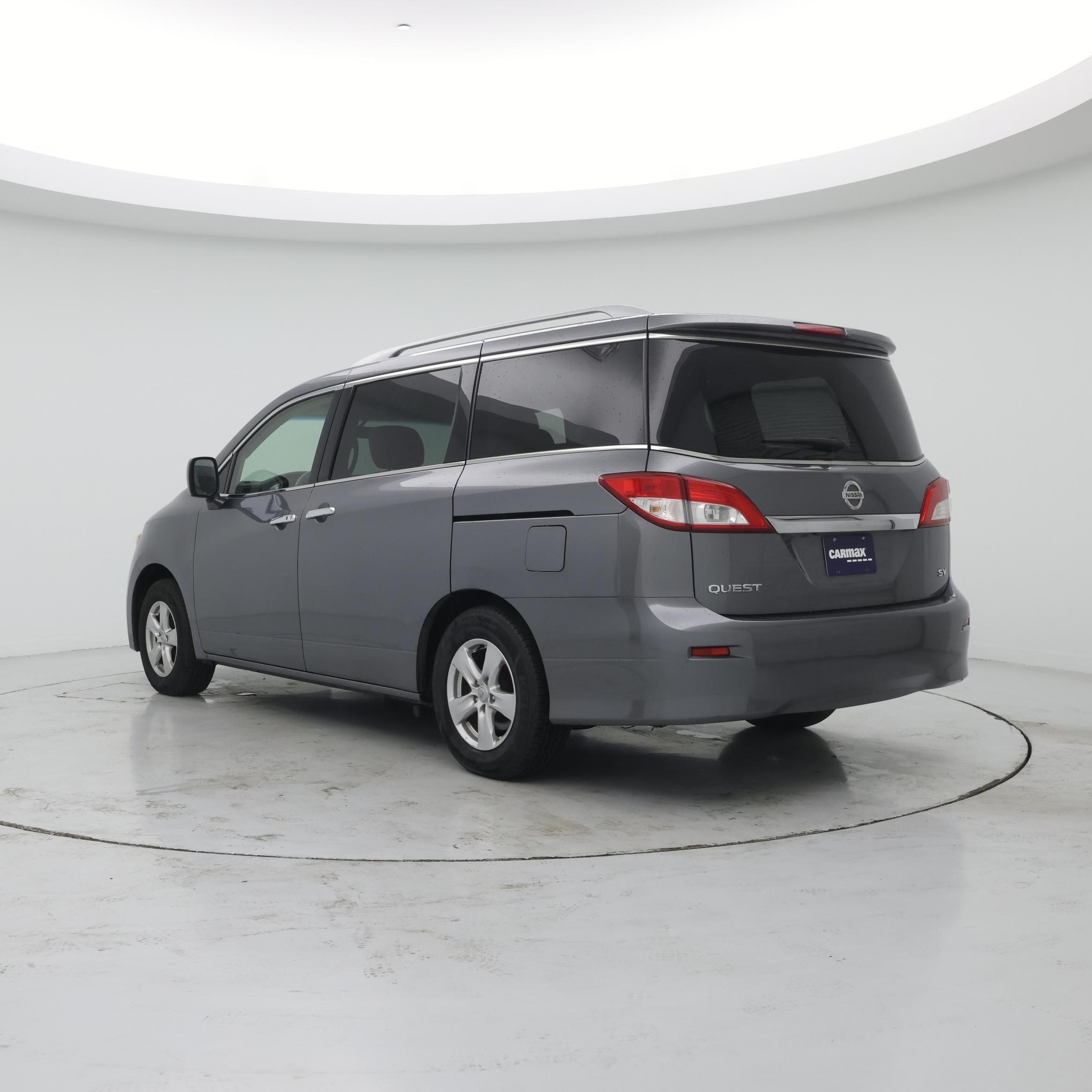 Thumbnail: 2016 Nissan Quest - 2