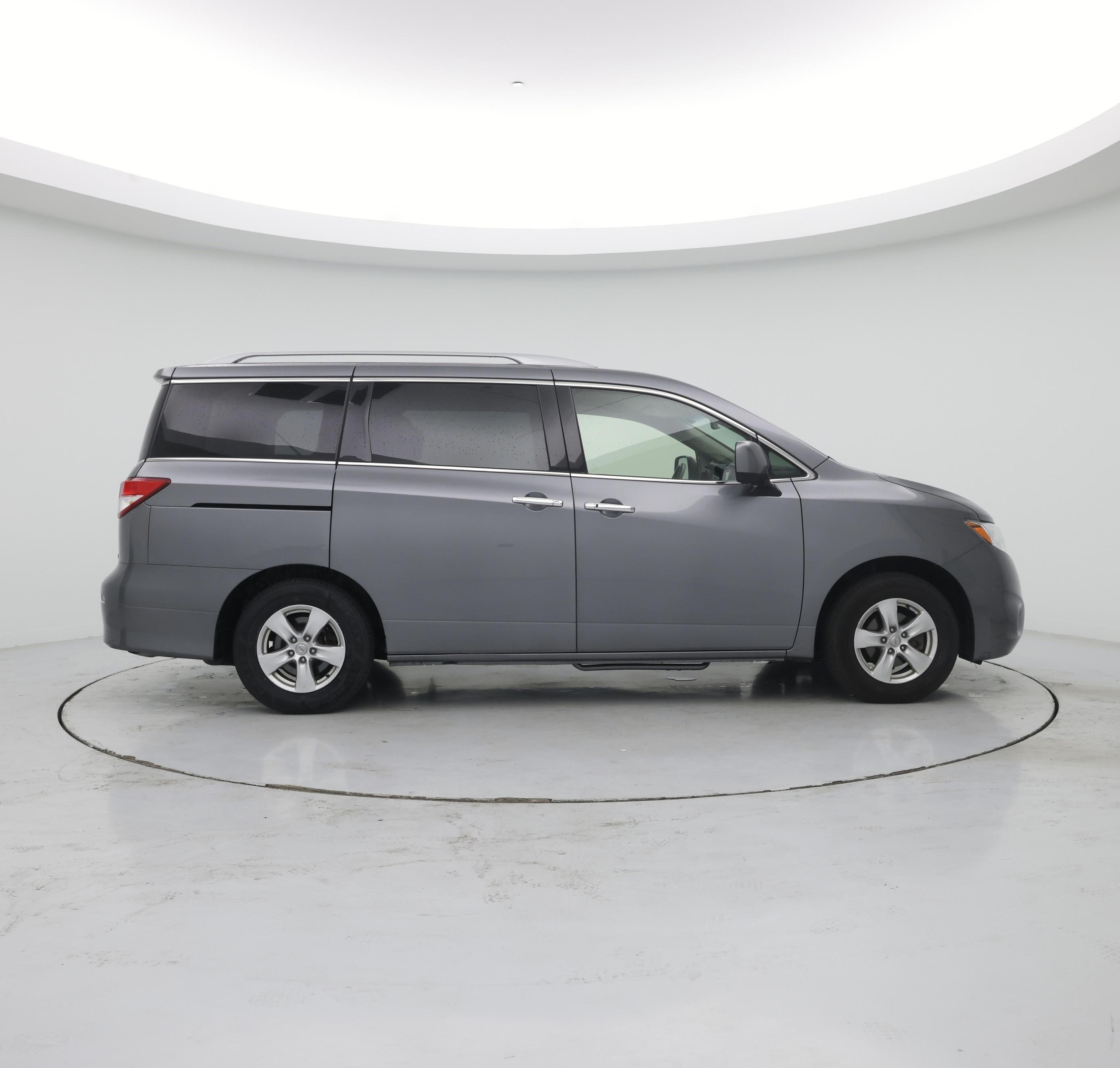 Thumbnail: 2016 Nissan Quest - 7