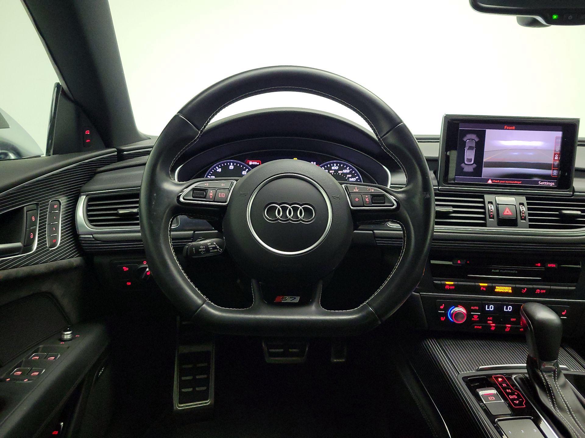Thumbnail: 2017 Audi S7 - 10