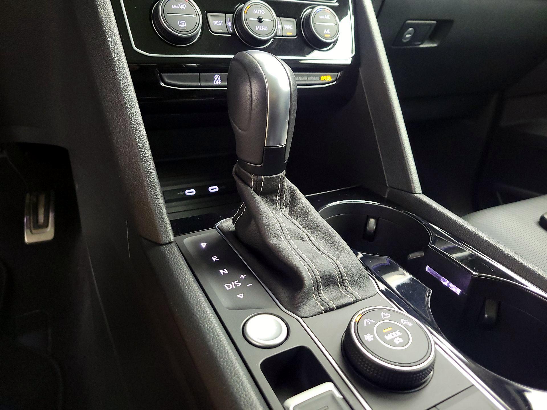 Thumbnail: 2022 Volkswagen Atlas - 18