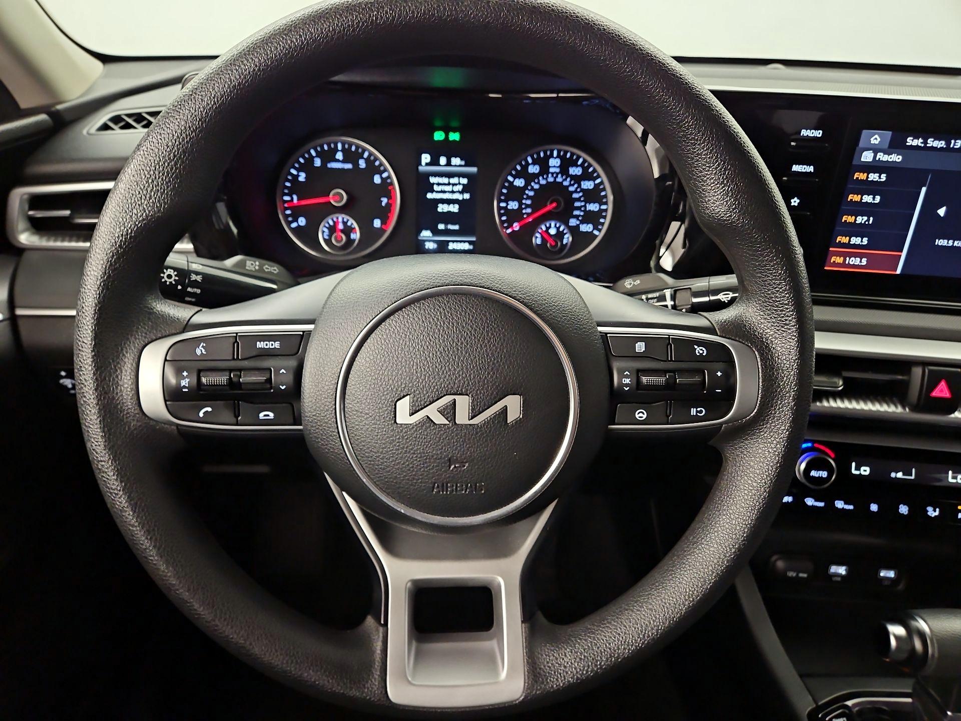 Thumbnail: 2023 Kia K5 - 10