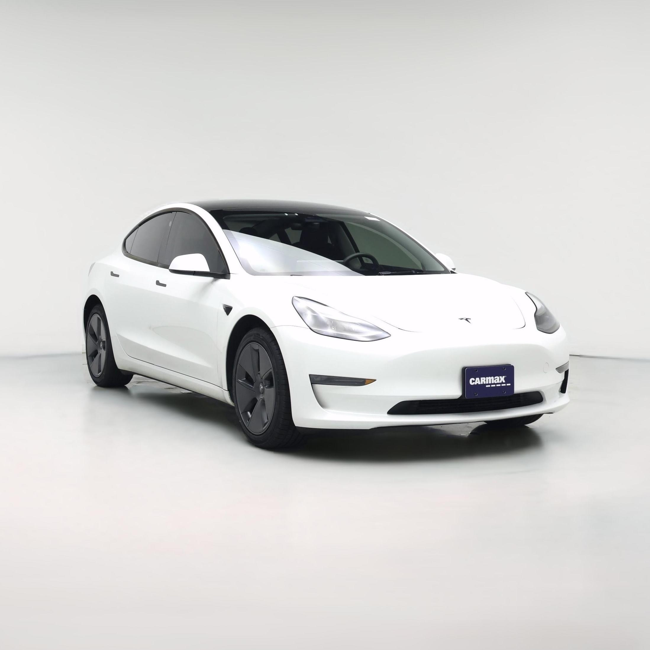 Thumbnail: 2023 Tesla Model 3 - 1