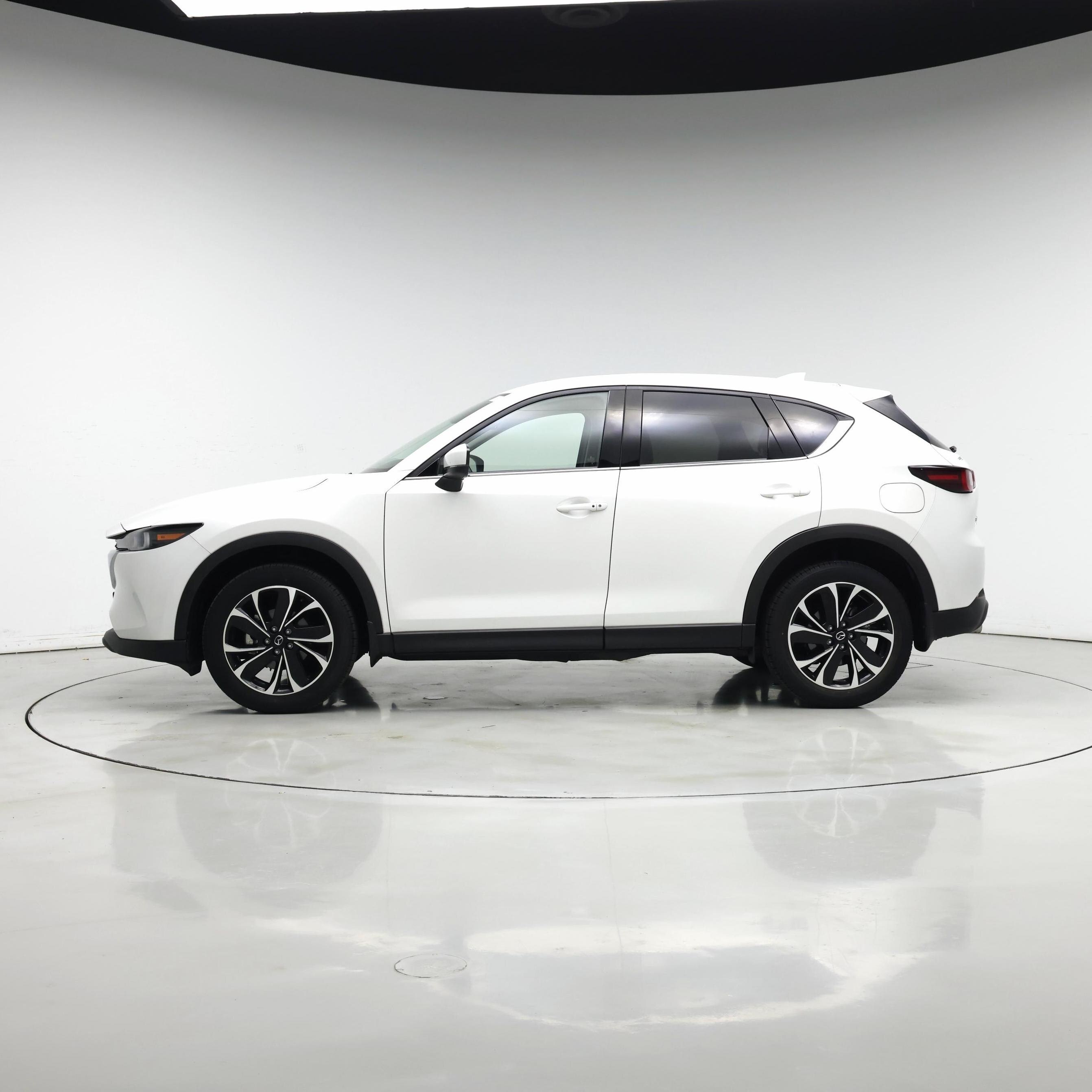 Thumbnail: 2023 Mazda CX-5 - 3