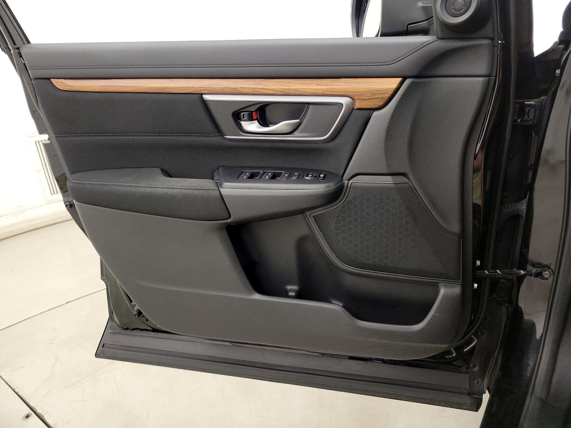 Thumbnail: 2017 Honda CR-V - 12
