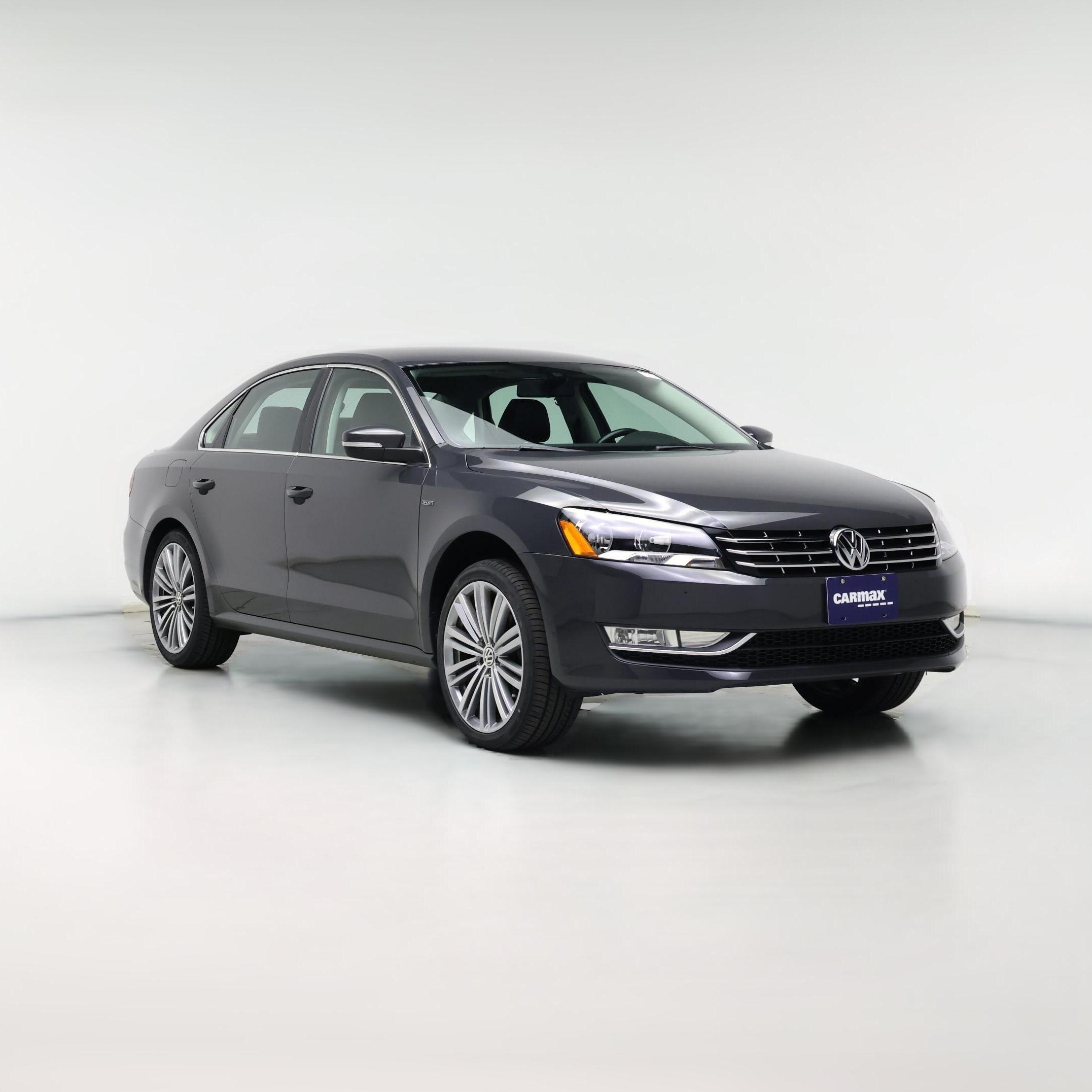Thumbnail: 2015 Volkswagen Passat - 1