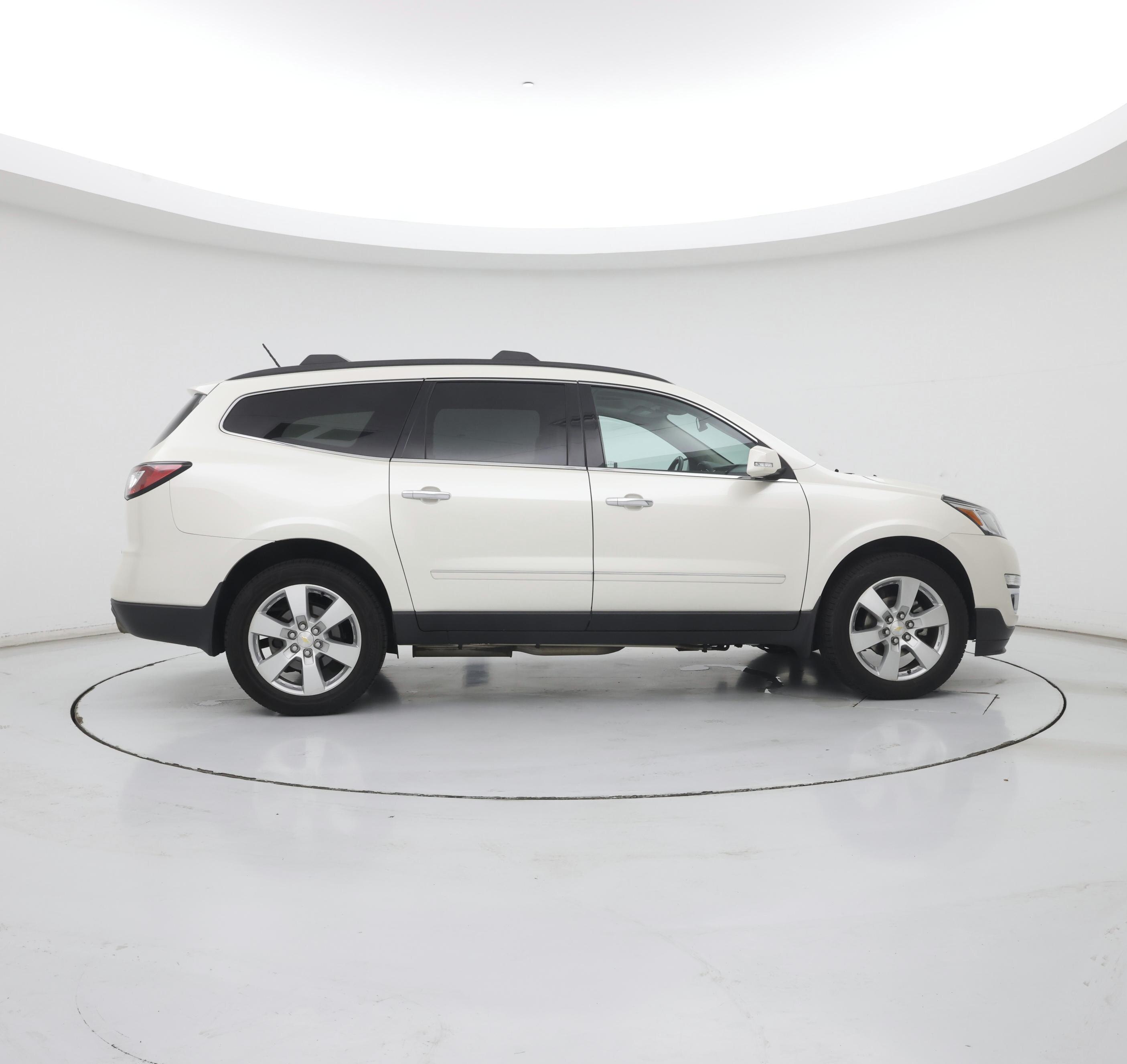 Thumbnail: 2015 Chevrolet Traverse - 7
