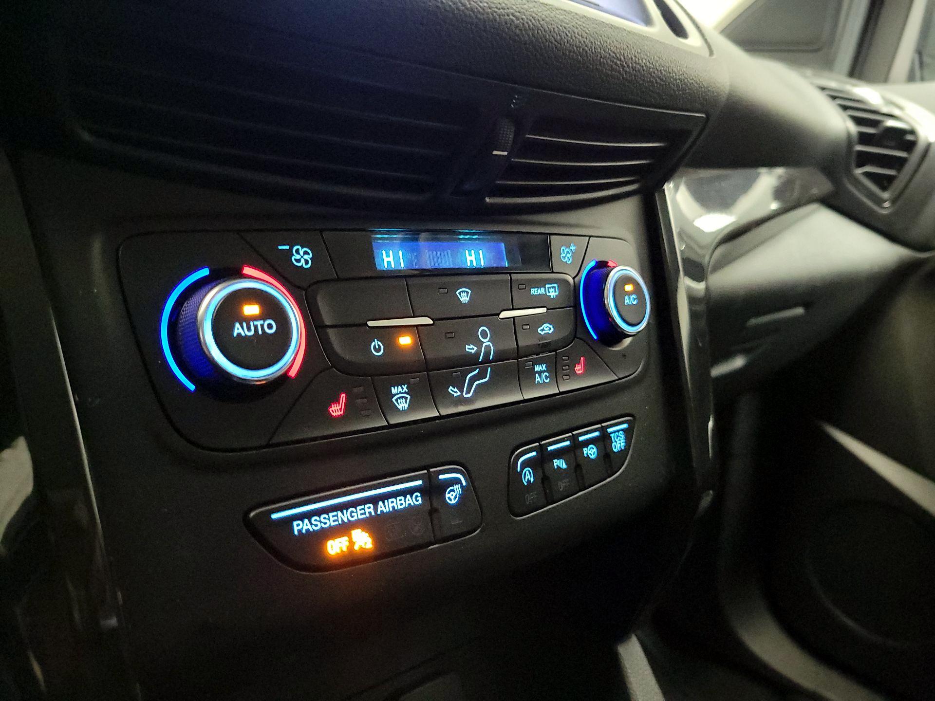 Thumbnail: 2017 Ford Escape - 17