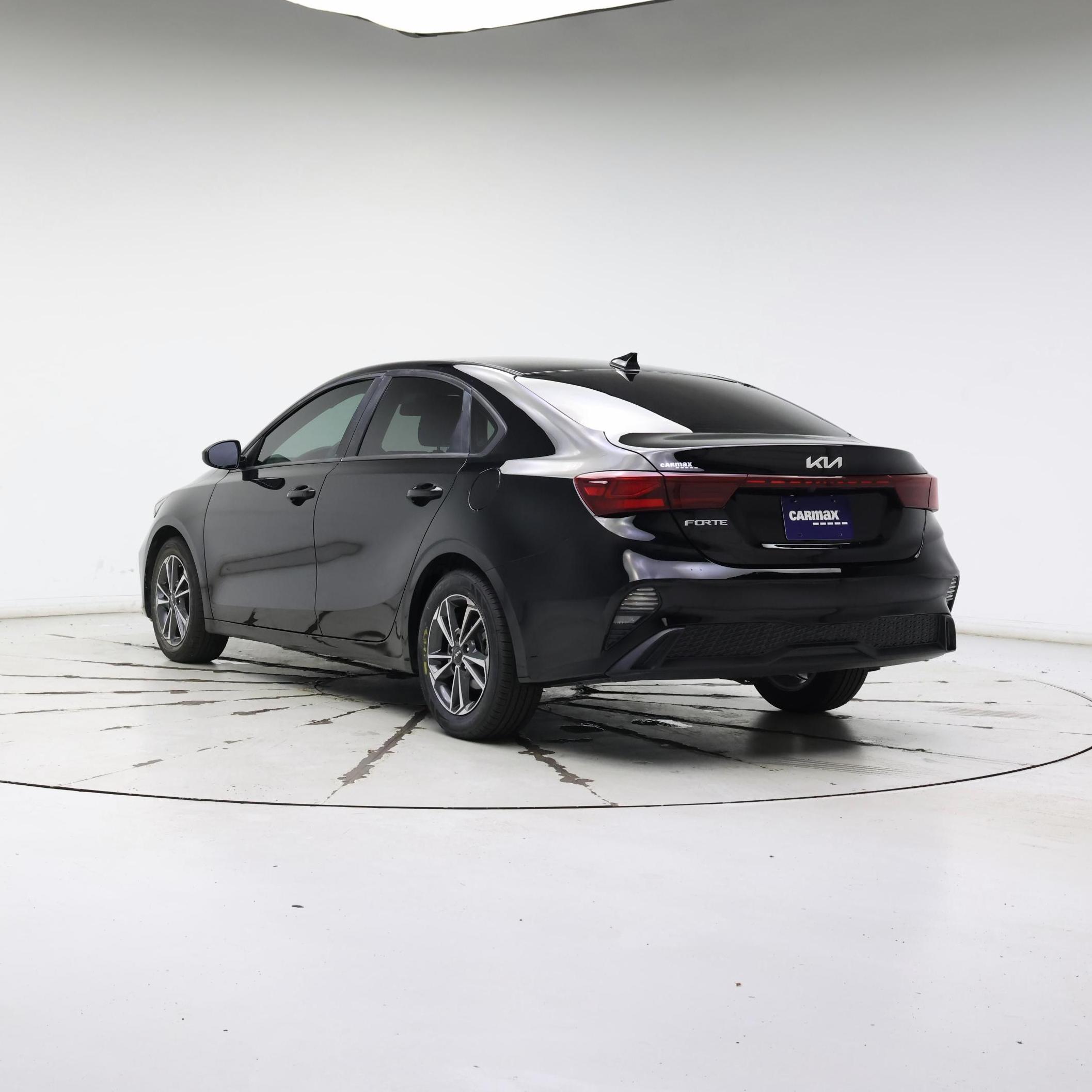 Thumbnail: 2023 Kia Forte - 2