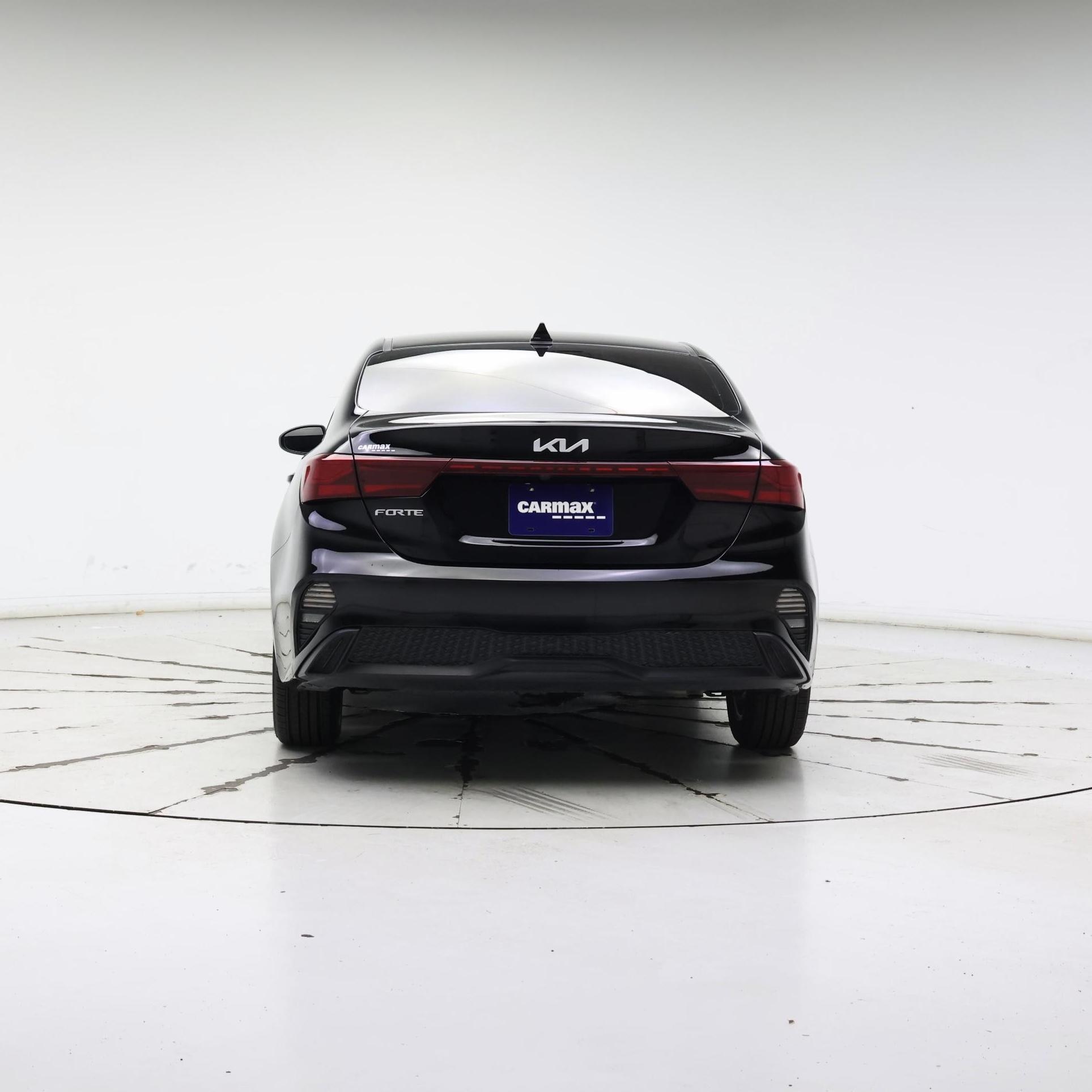 Thumbnail: 2023 Kia Forte - 6