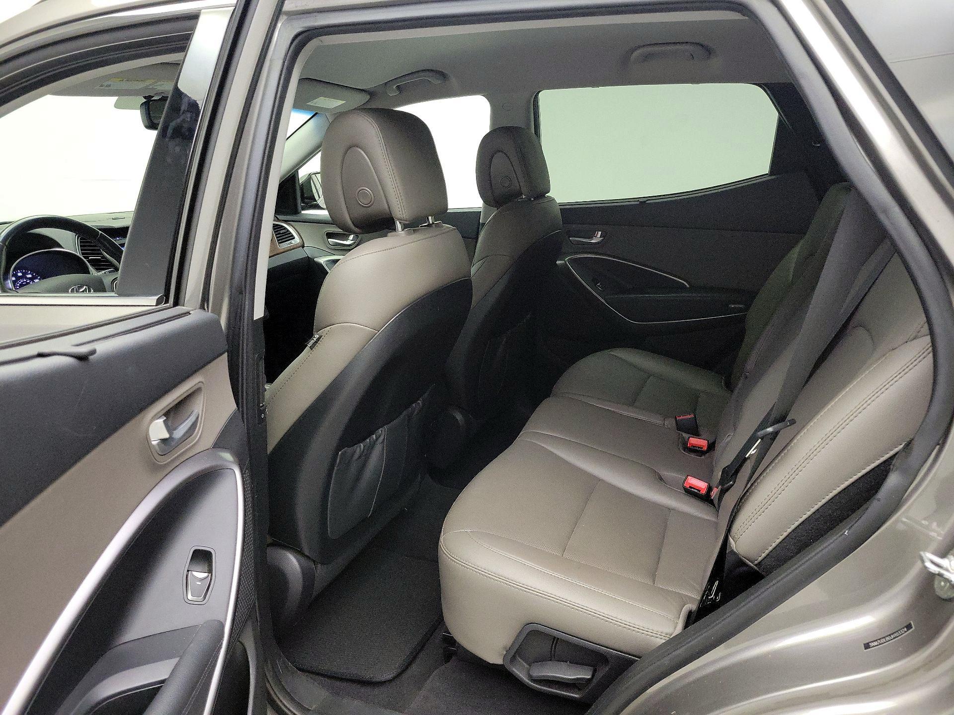 Thumbnail: 2018 Hyundai Santa Fe - 18